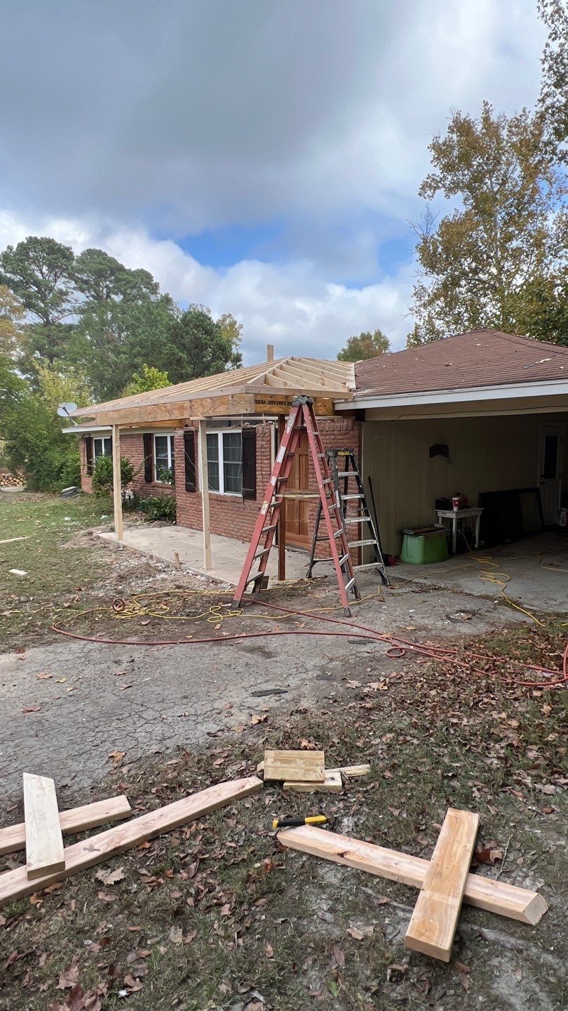 Owens Corning Oakridge Shingle - Color - Driftwood by deleted_company_780284