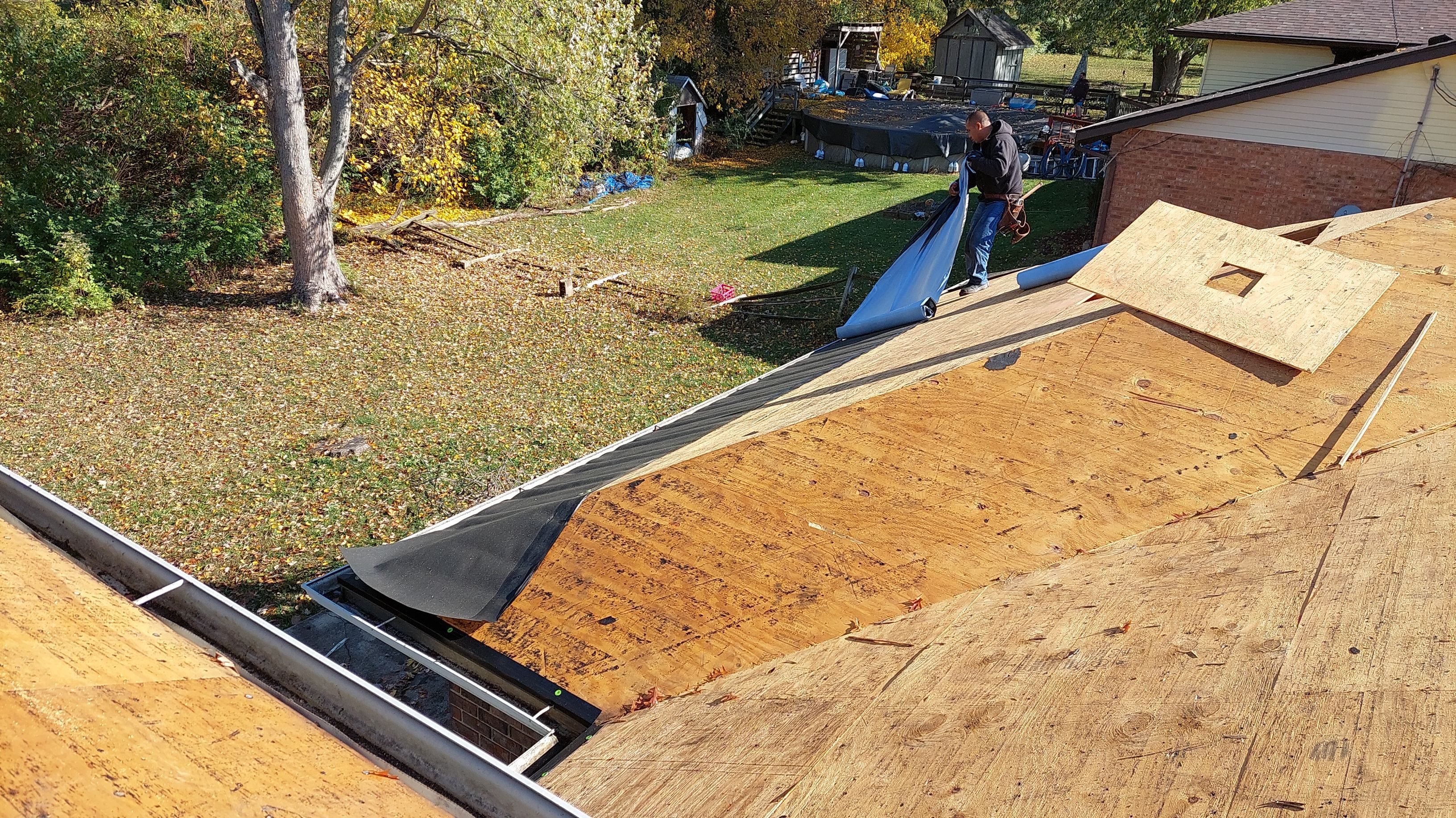 Liberty Township - Pristine Black by Tamlin Roofing