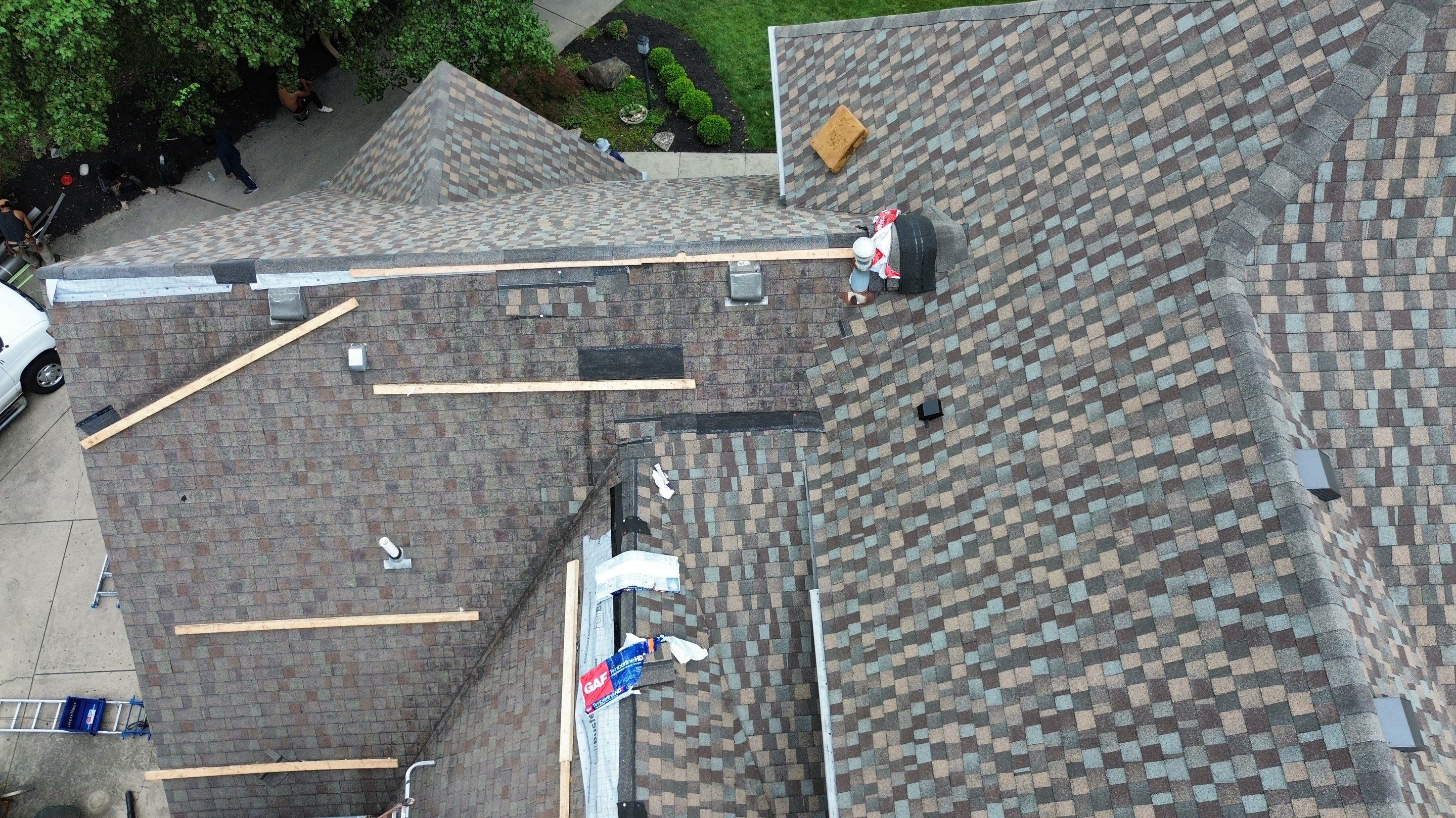 Residential Roofing Installation using Timberline HDZ Shingles - Cedar Falls by RoofX 