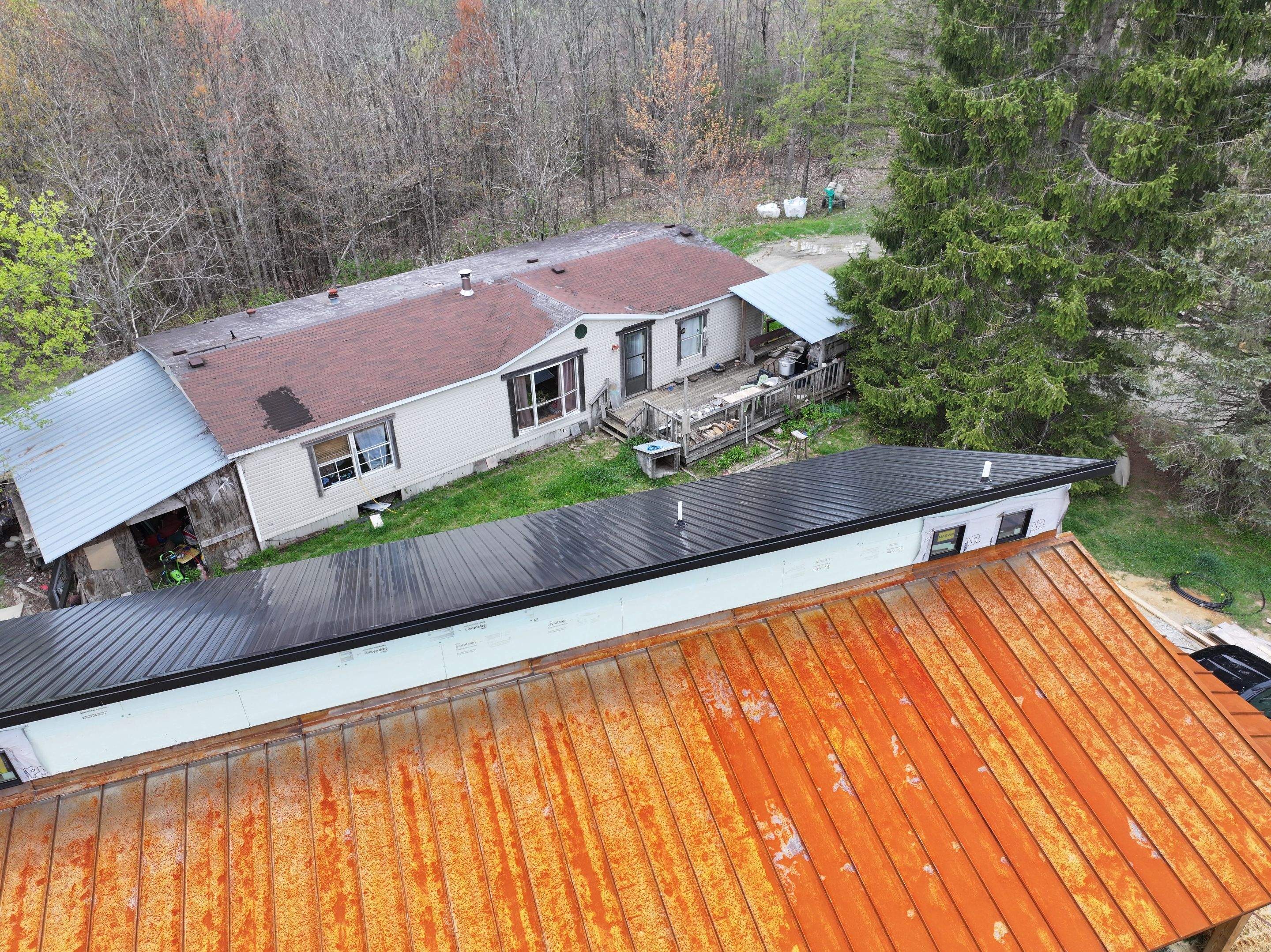 McDaniel Residence by Omnia Roofing