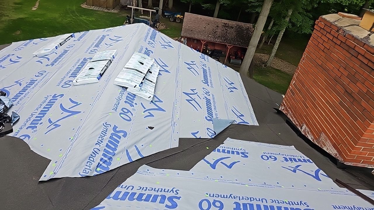 ATLAS PINNACLE COLOR: COASTAL GRANITE by Eagle Eye Roofing