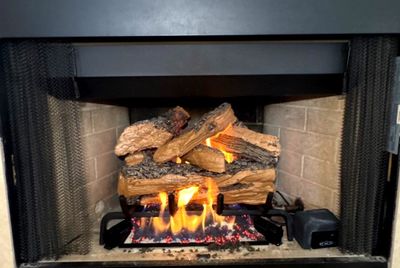 Realfyre Split Oak Designer Plus Gas Log Set