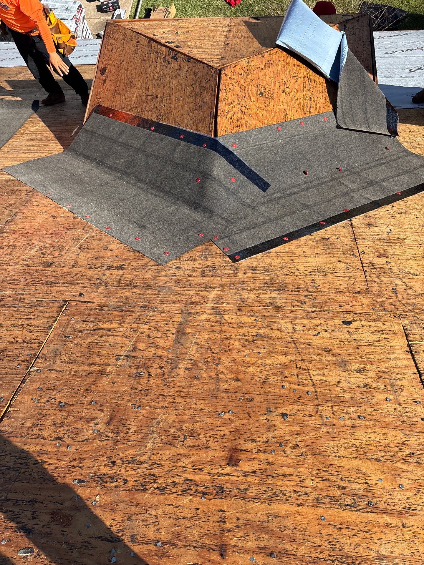 Roof Replacement Sugarland by Roof Repair Company