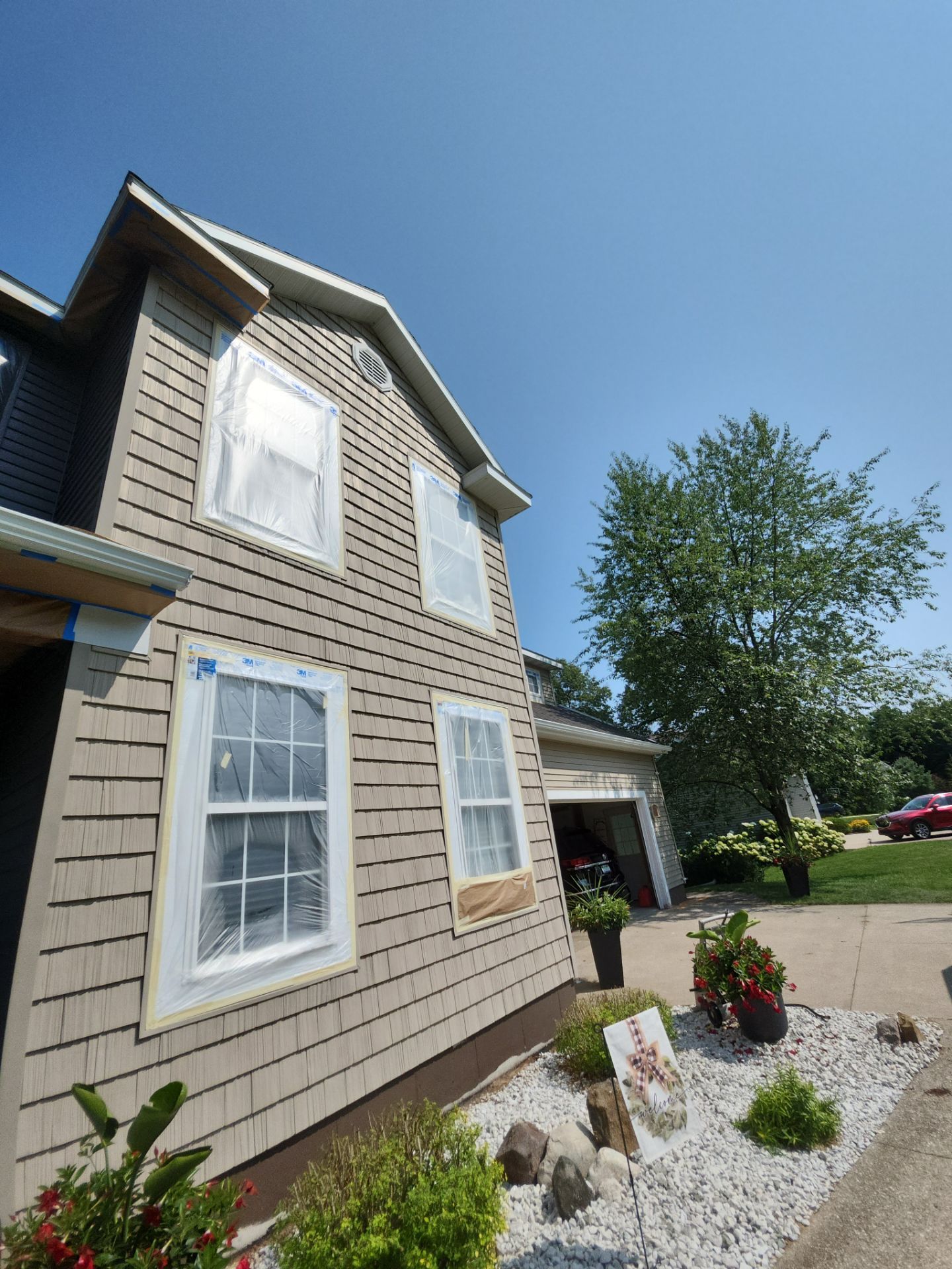 Exterior home painting. by Gordon Painting
