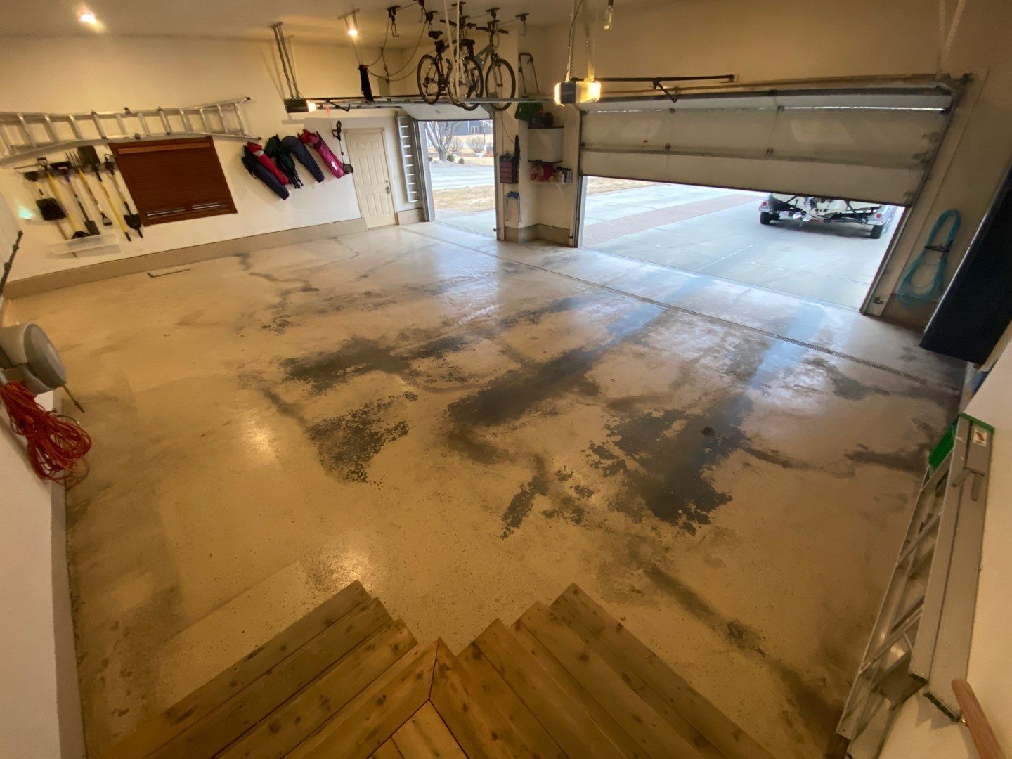 Garage using Silver Creek by Select Painting, Coatings & Garage Cabinets