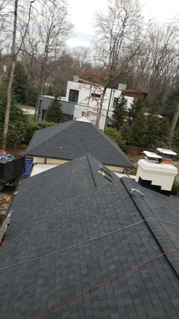 McLean: Certainteed Landmark Pro Designer Shingles in Max Def Charcoal Black by RM Banning, Inc.
