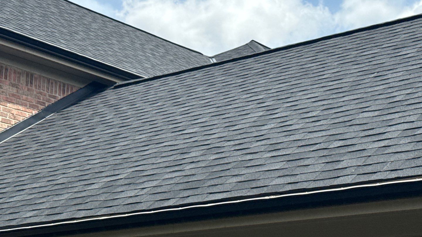 Roof Replacement using Owens Corning Onyx Black by 180 Contractors