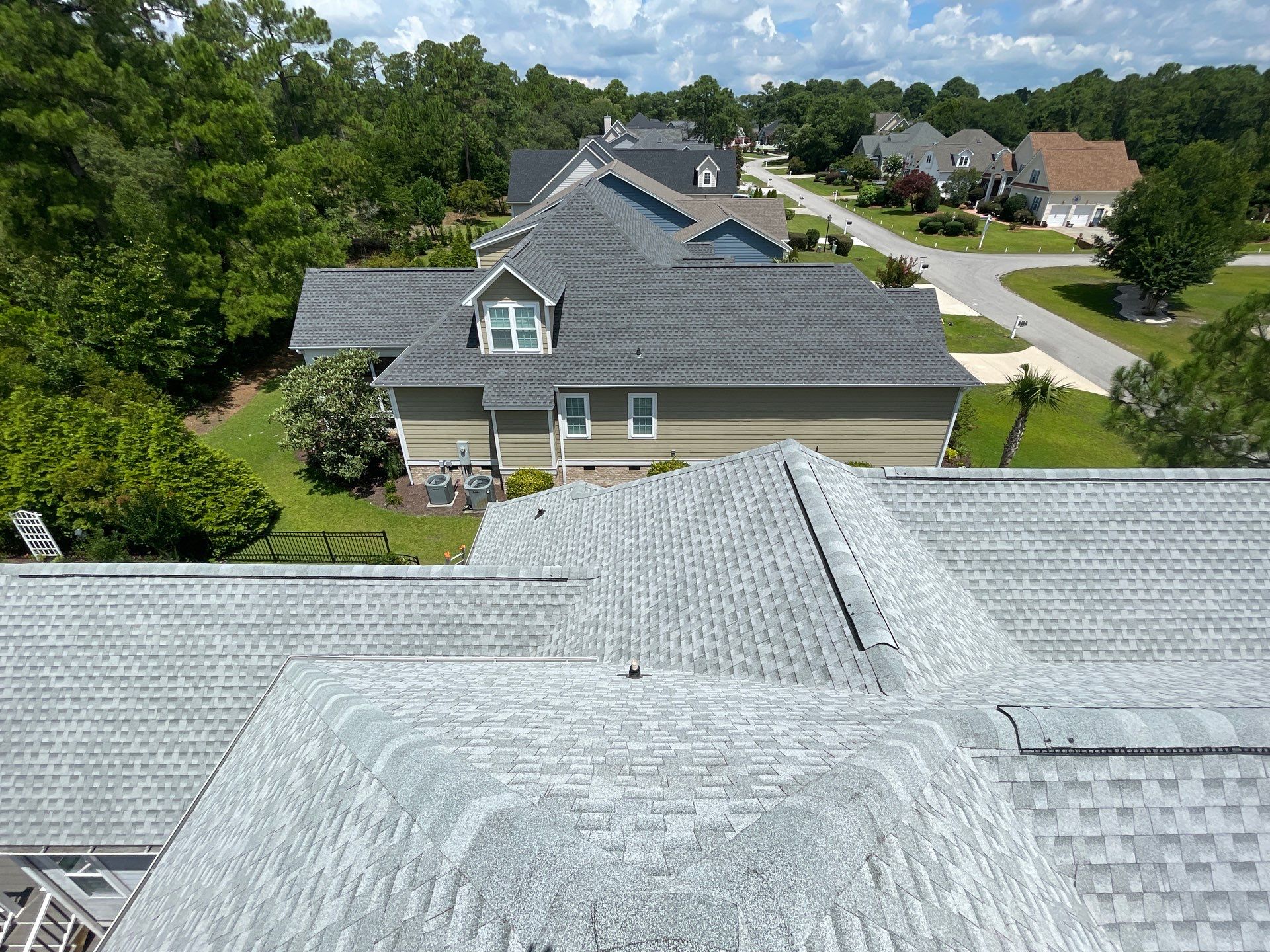 GAF HDZ - Birchwood by Linta Roofing Inc