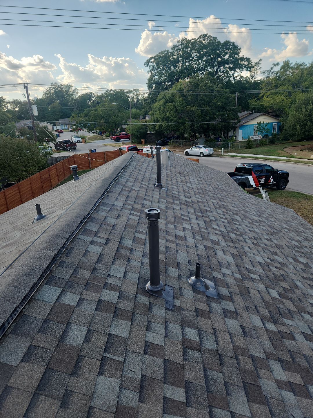 Driftwood - Owens Corning TruDefinition Duration by RoofsOnly.com