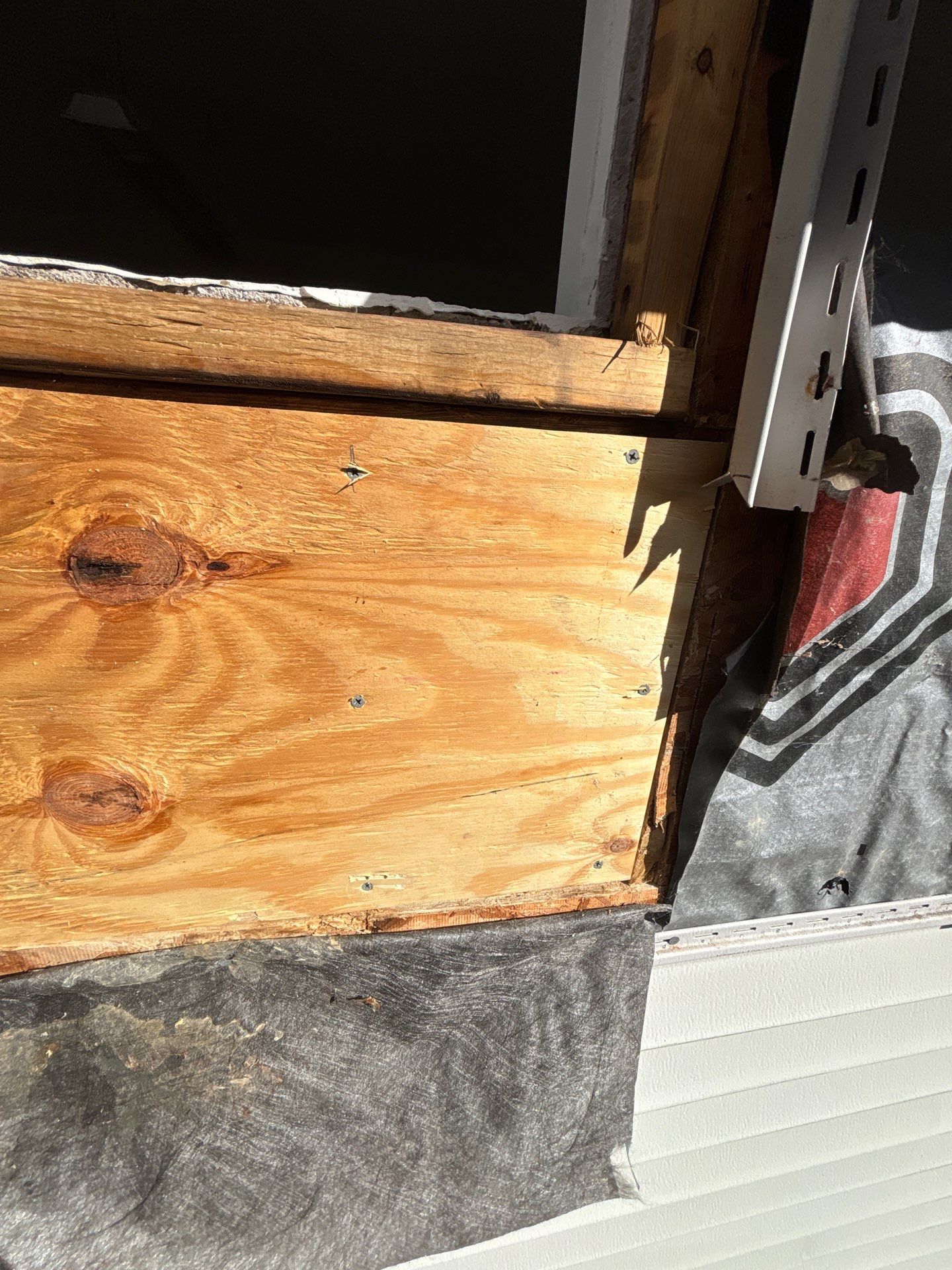 Garage Window Replacement & Rot Repair for Repeat Customer – Veteran-Owned Contractor by Sensible Home Solutions