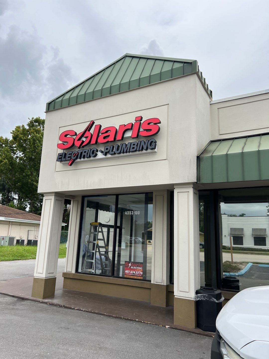Channel Letters on  Raceway for Solaris by SignCrafters