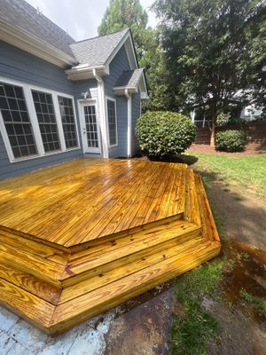 Deck using Wood Sealant