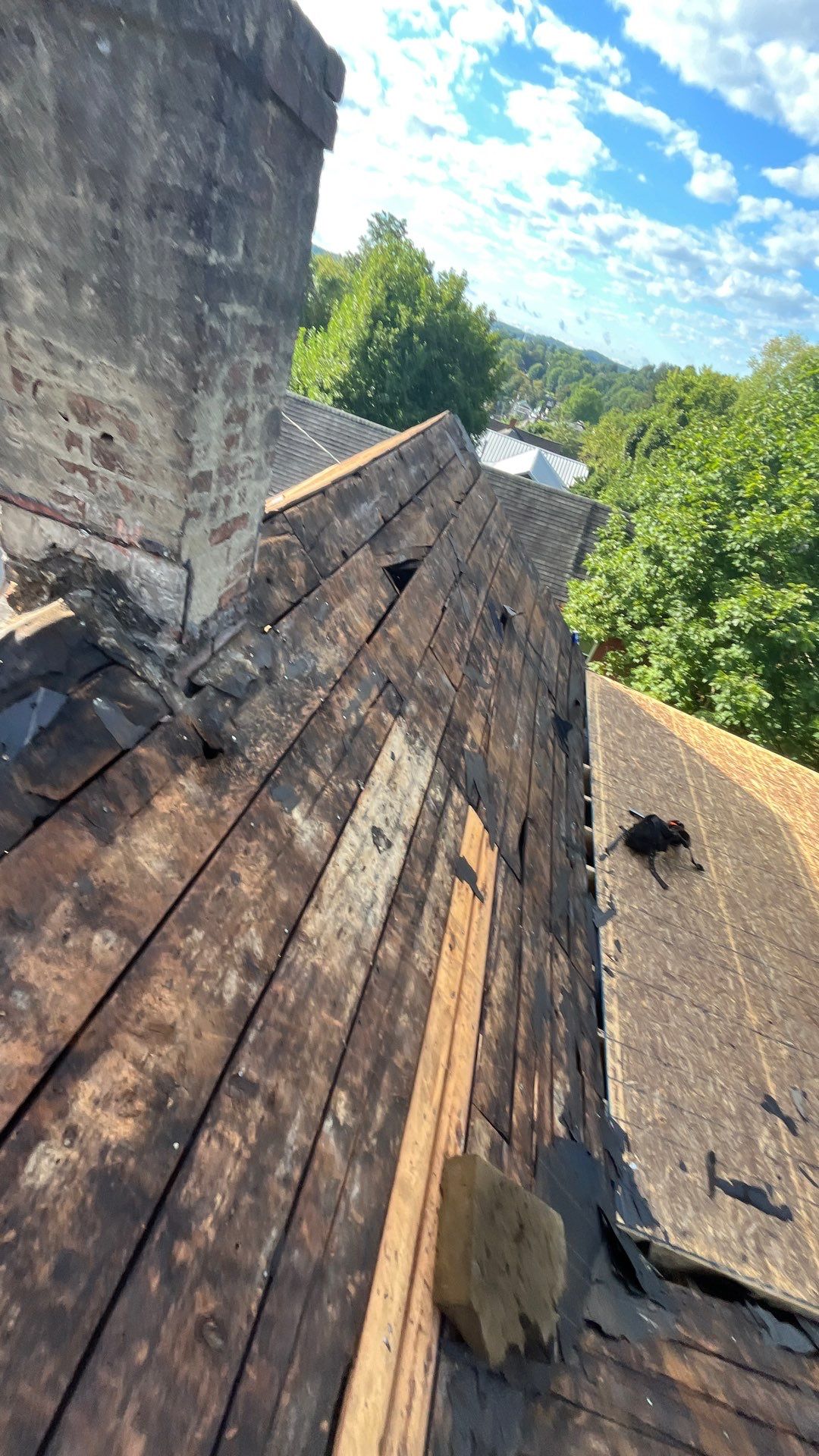 Residential Roofing Installation using GAF Timberline HDZ Weathered Wood by Rainstoppers Roofing