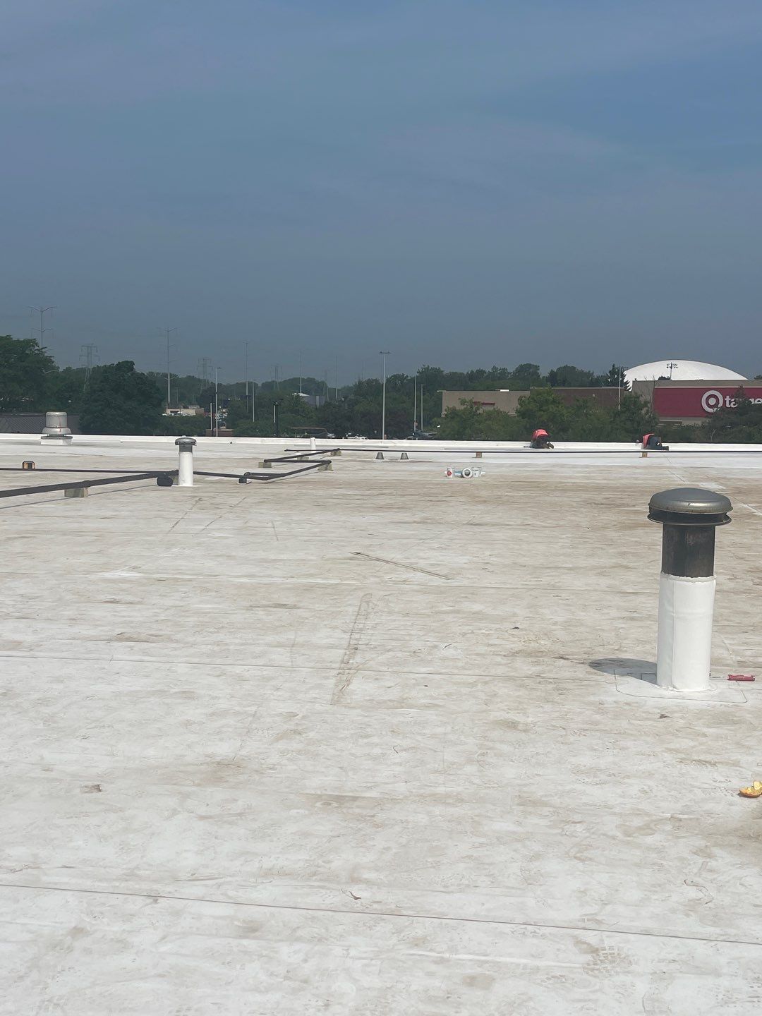 Ford Dealership - Re-Roof by Pink Roofing