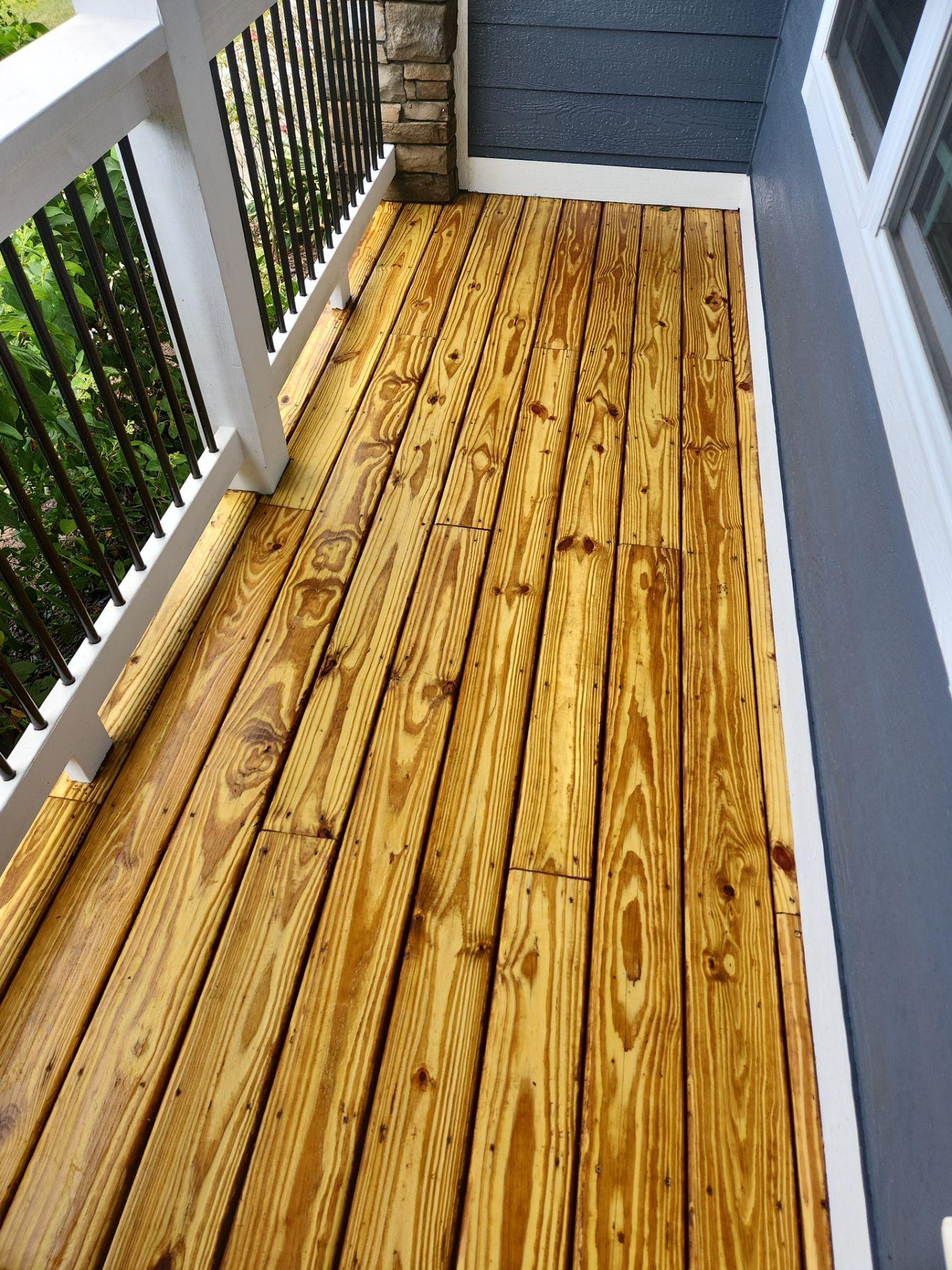 Deck using Wood Sealant by DuraSeal