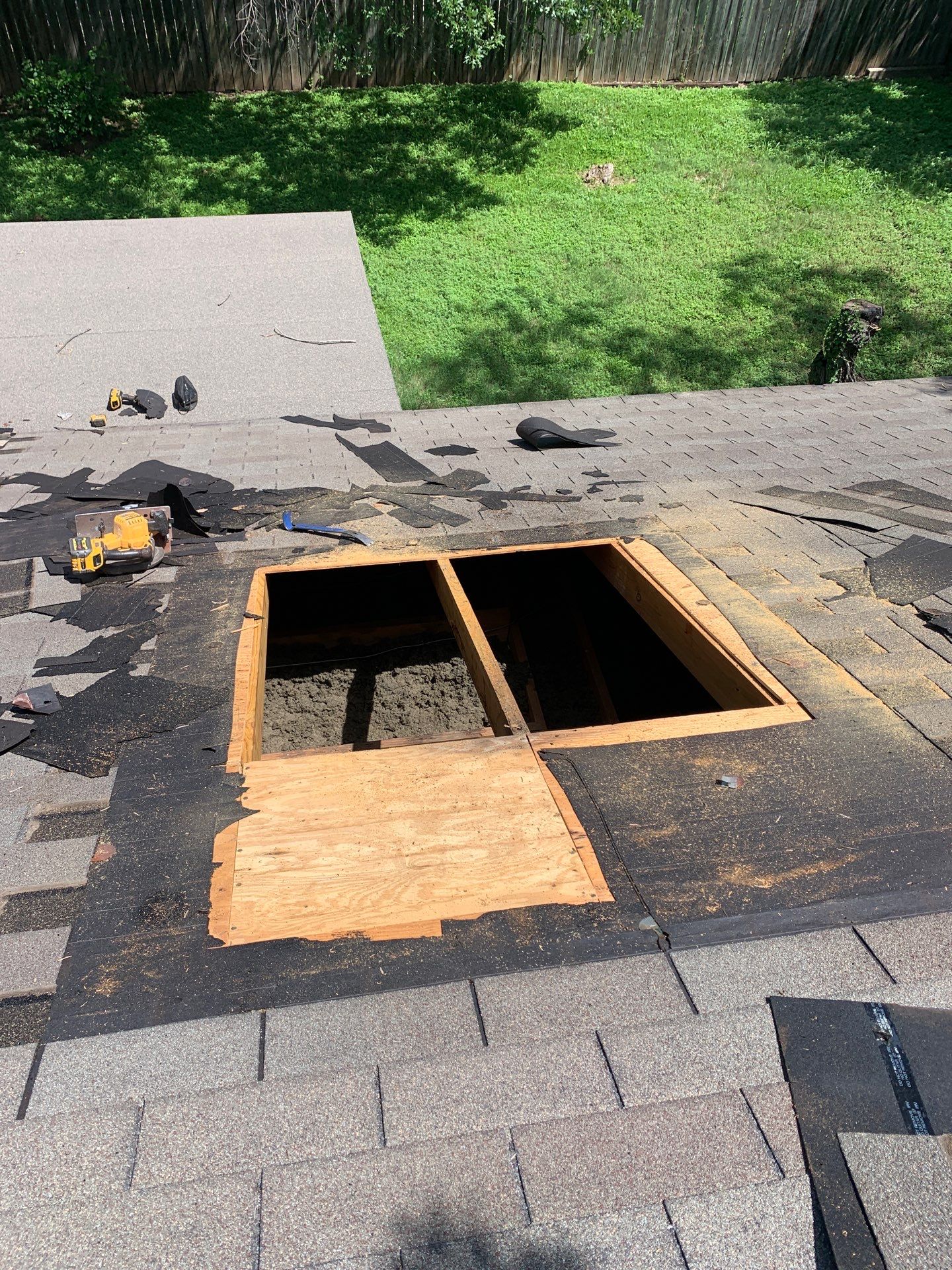 Rox Roofing featured photo.