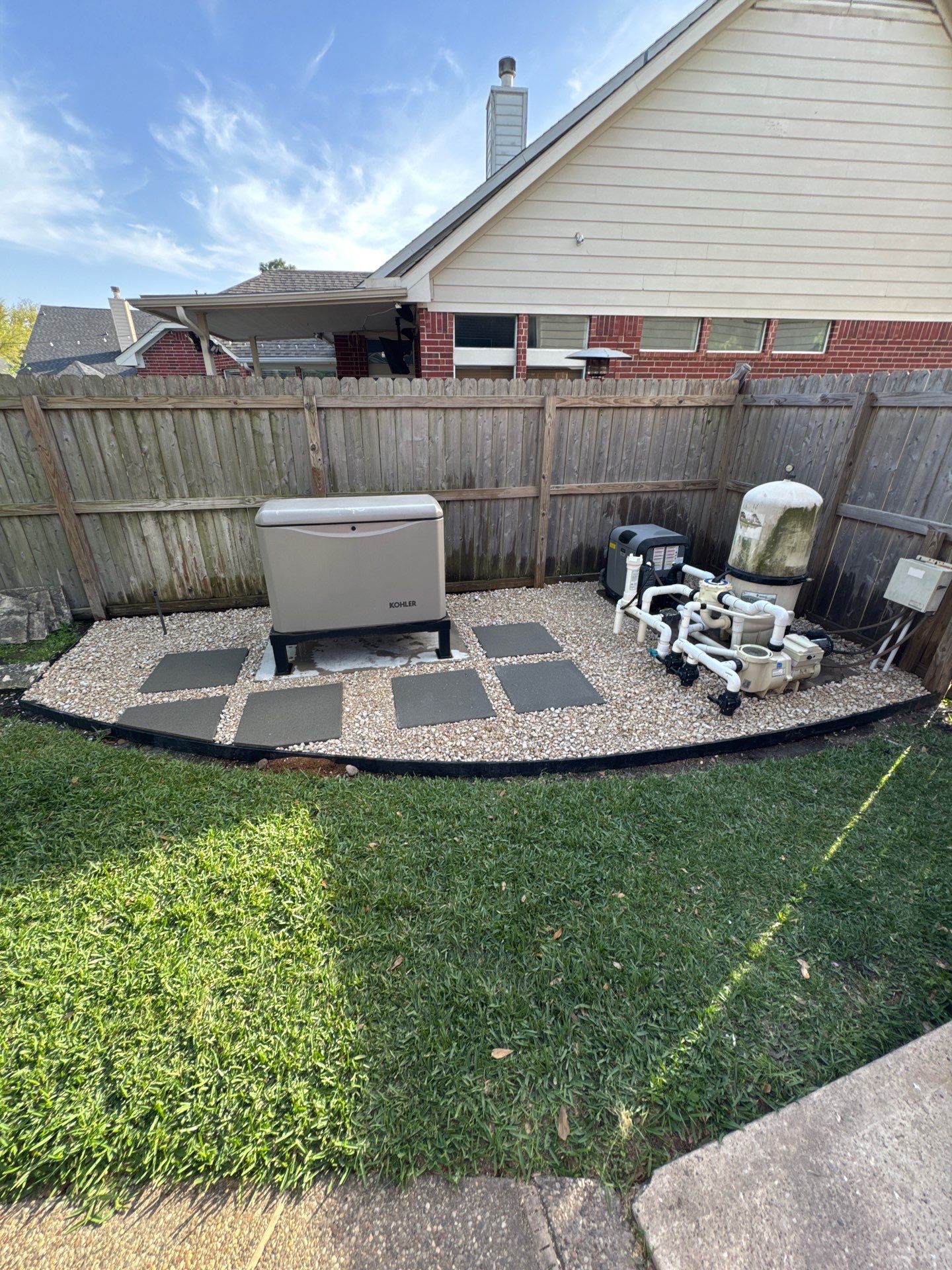 🌿 Mr. Kling – Front Yard Flower Bed Refresh & Backyard Walk Path by Texas Urban Elements