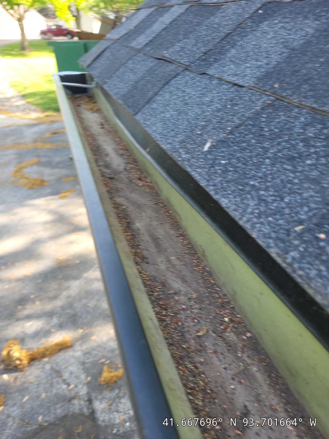 Commercial gutter cleaning Ames, IA after photo with clean gutters