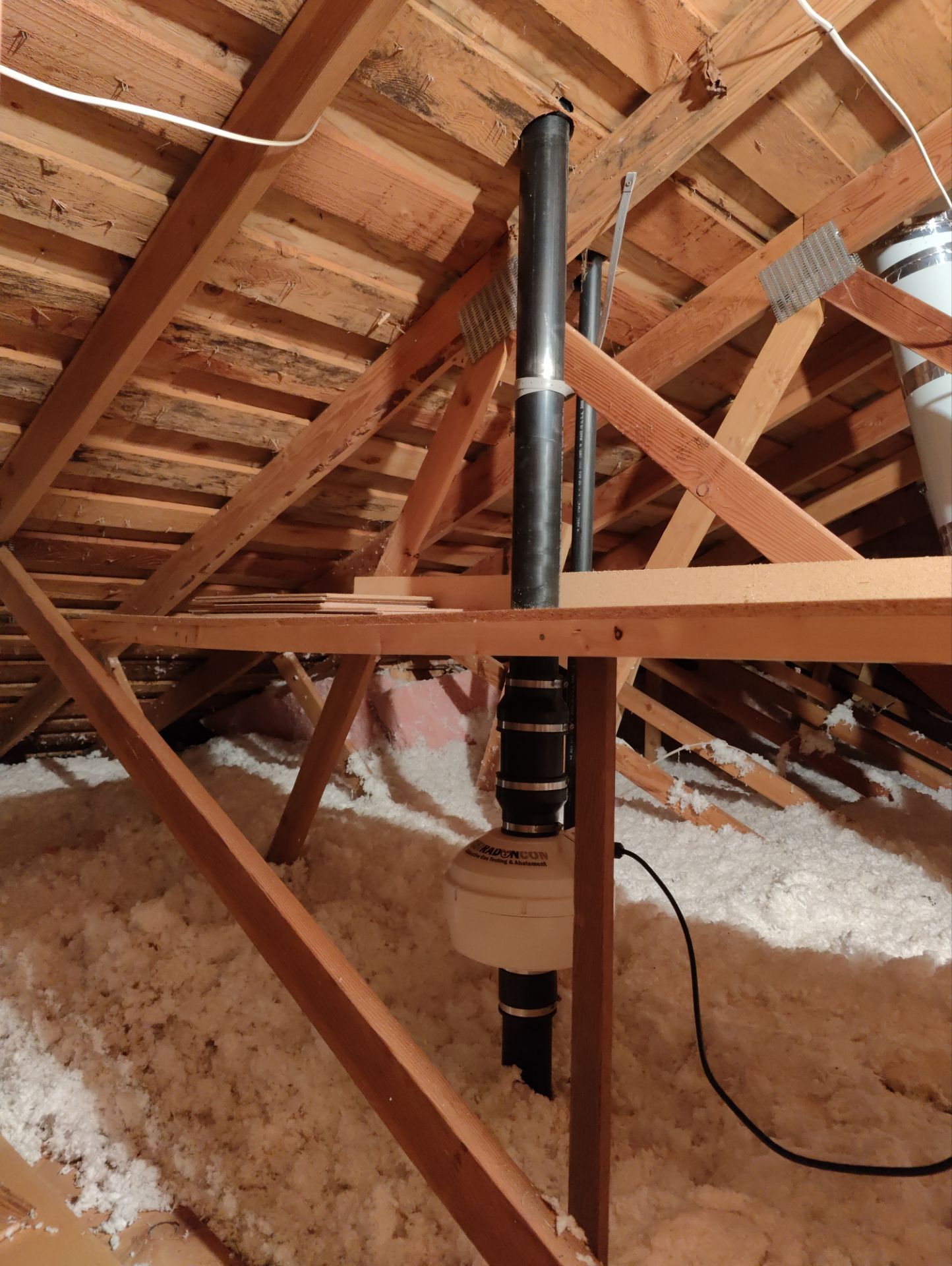 SafeAir™ System with RadonWell™ by JustRadon.Com