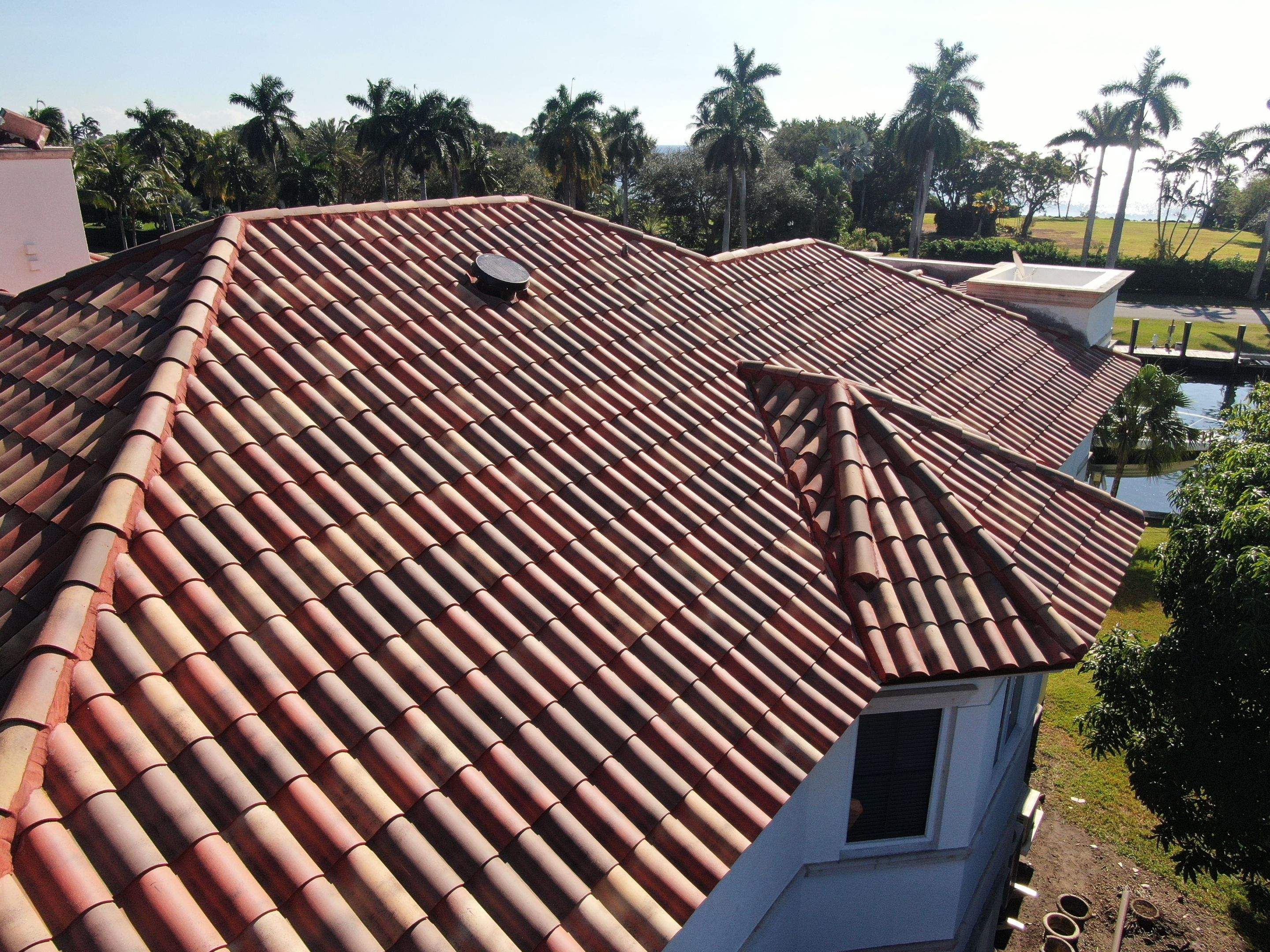 Verea - Spanish S - Jacobea by Istueta Roofing
