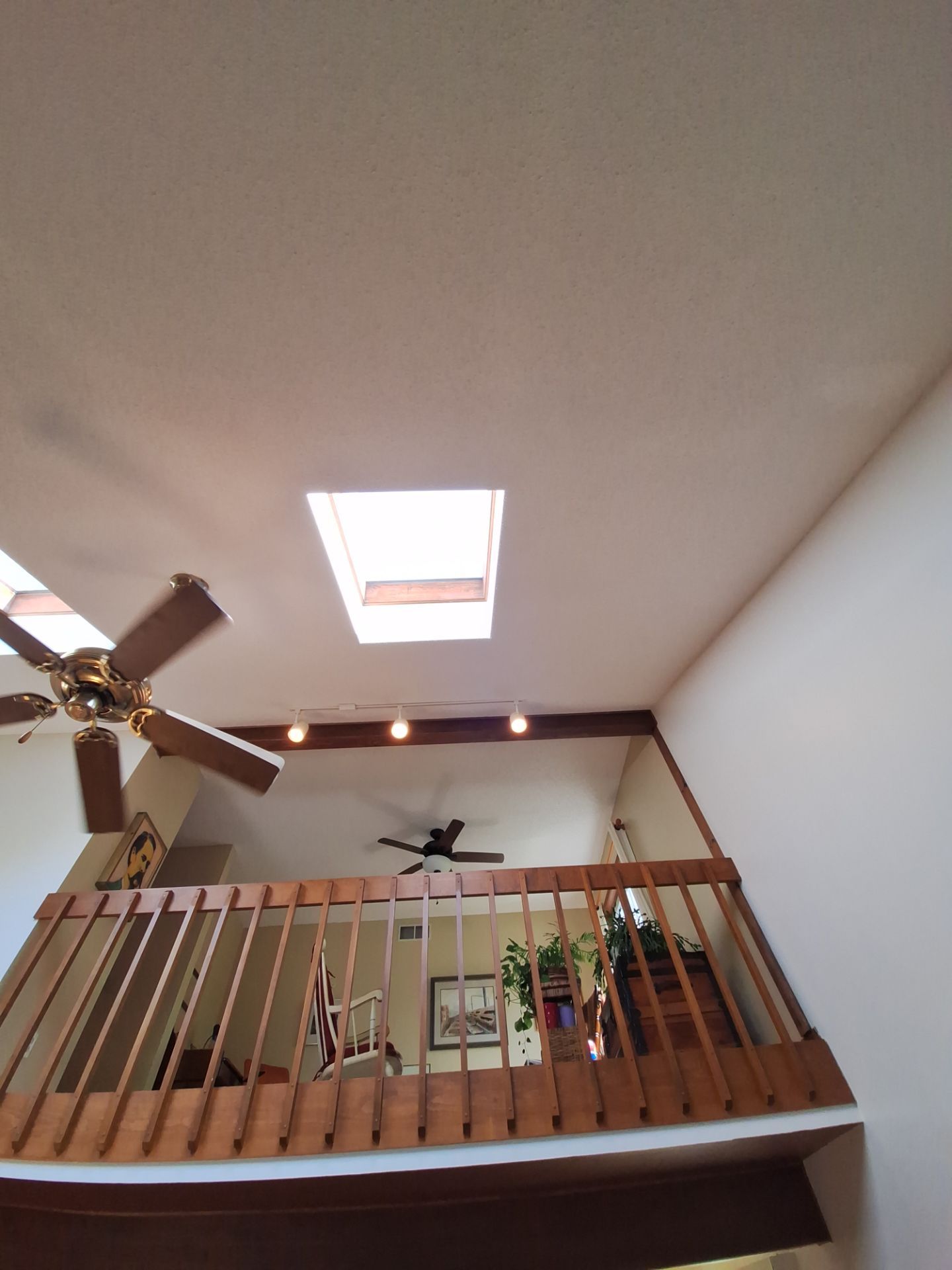 Ceiling and wall repaint by Gordon Painting