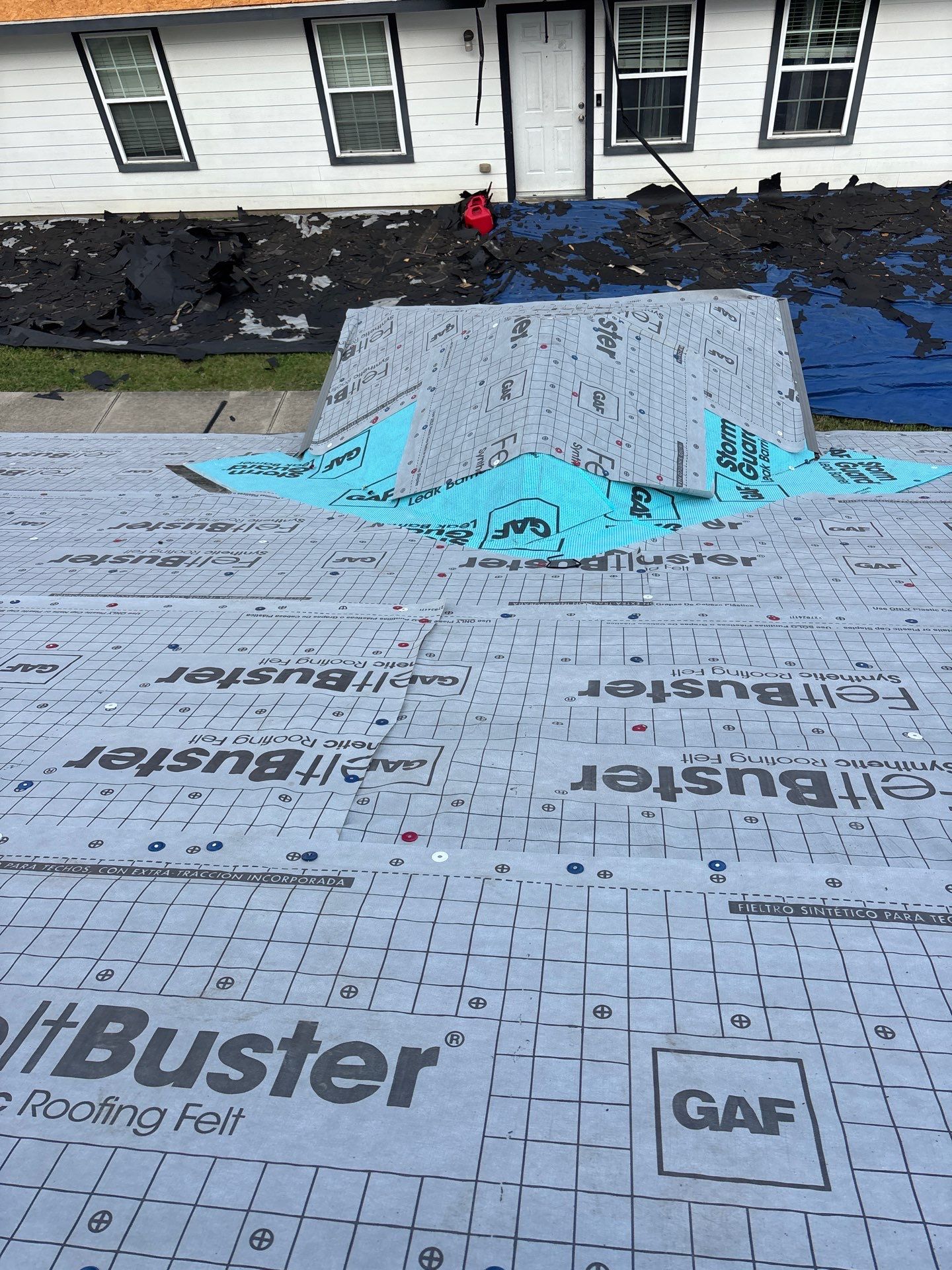 Roof Replacement Willis by Roof Repair Company