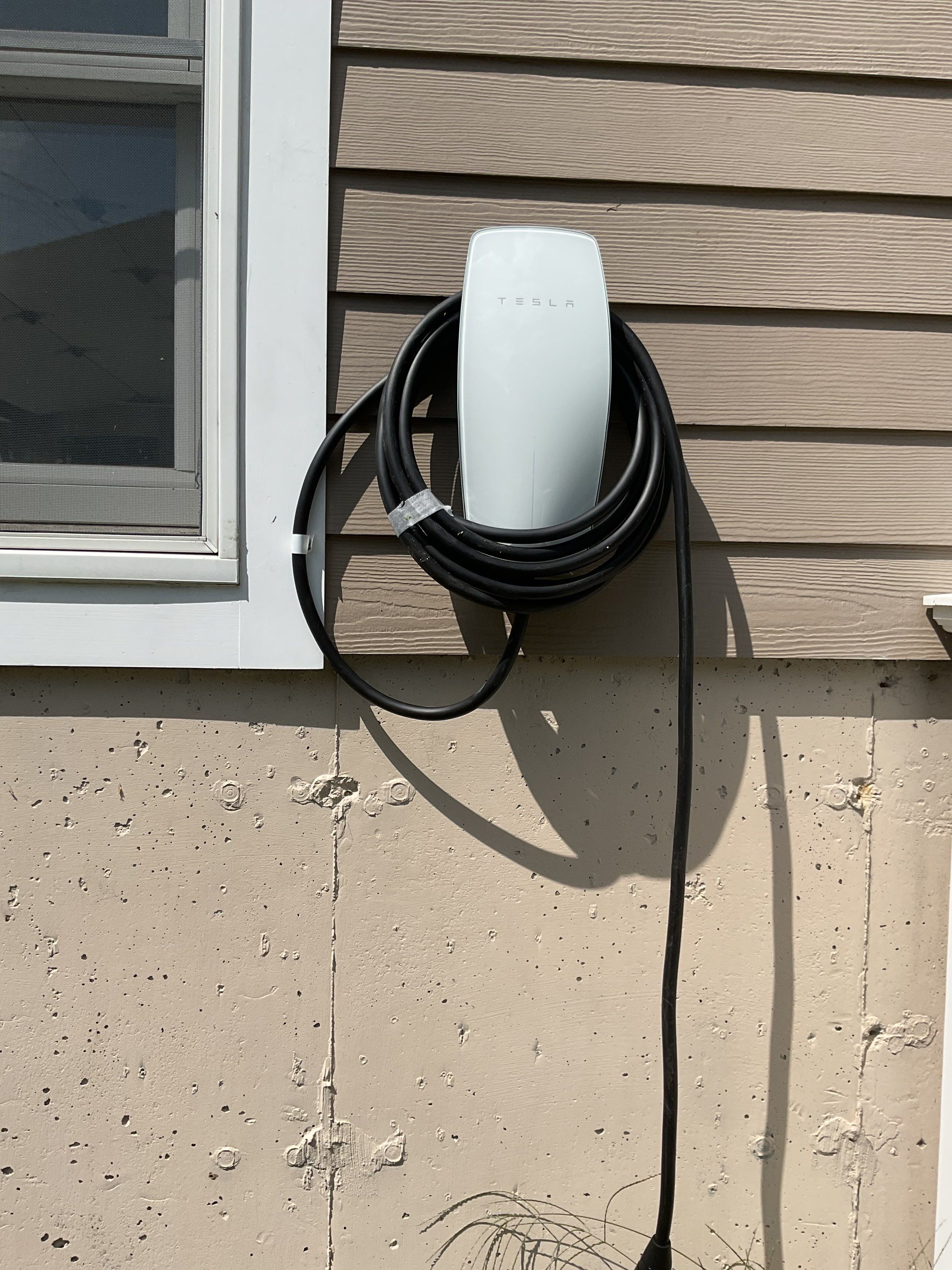 Reliable Tesla Charging Solution – Commissioned by ZAM by ZAM Electric