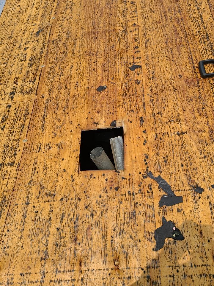 Alexandria - Certainteed Landmark Weathered Wood Shingles by RM Banning, Inc.