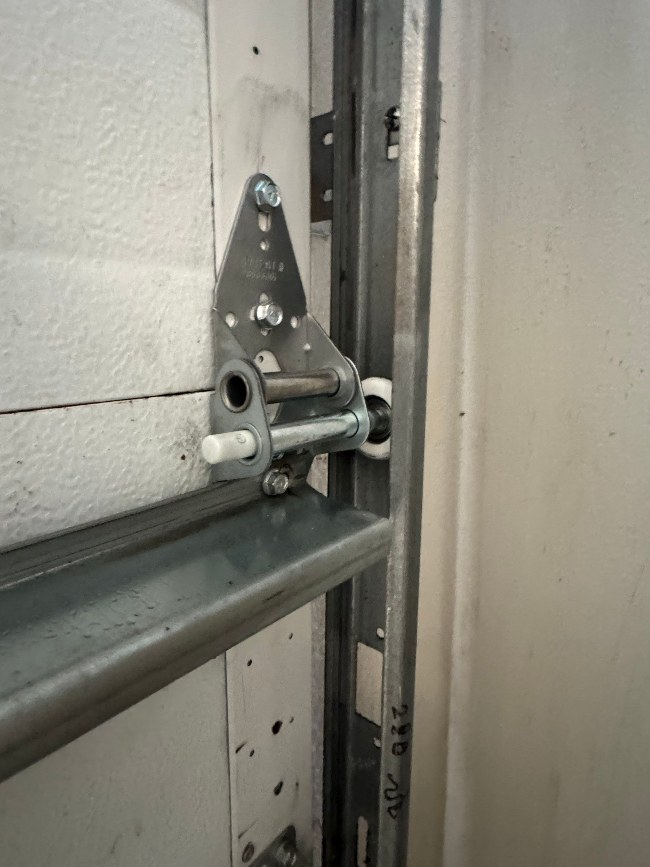 San Ramon Residential Garage Door Torsion Spring and Hardware Repair by Valiant Garage Door