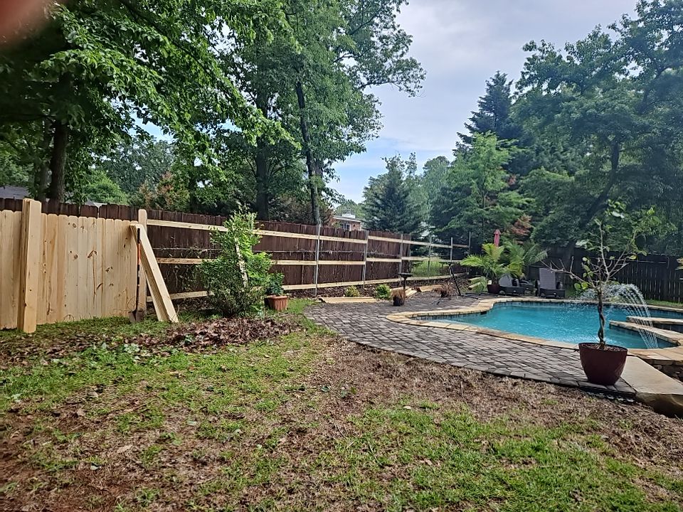 Royal Knoll Lane - Fence Installation  by Pillar and Pine