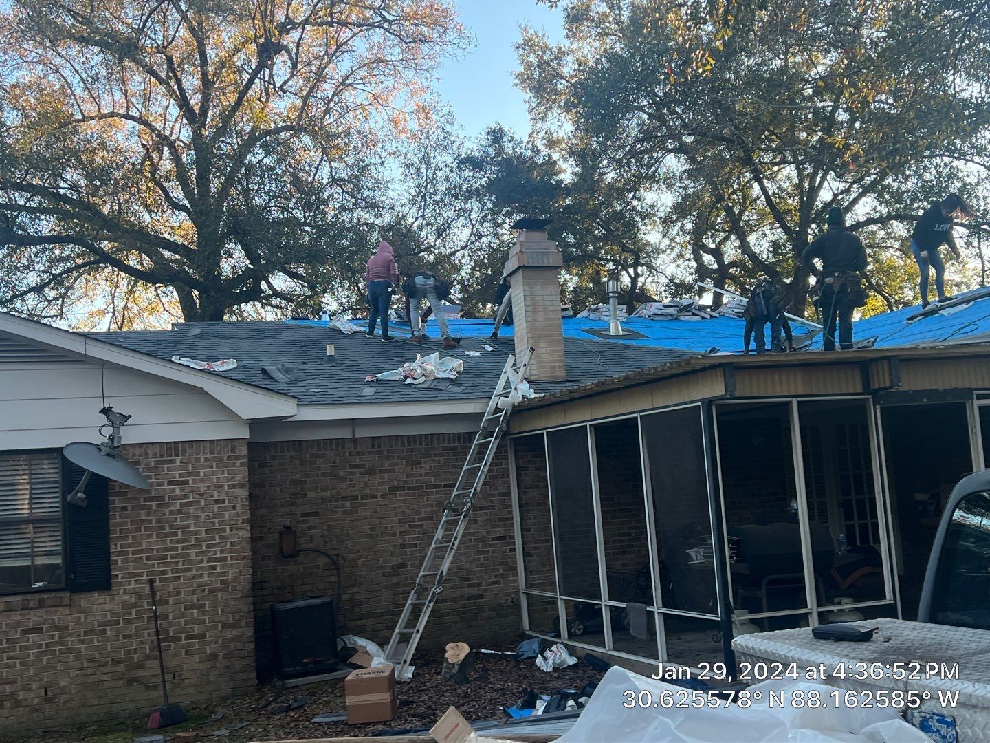 Roof replacement by American Roofing & Construction LLC