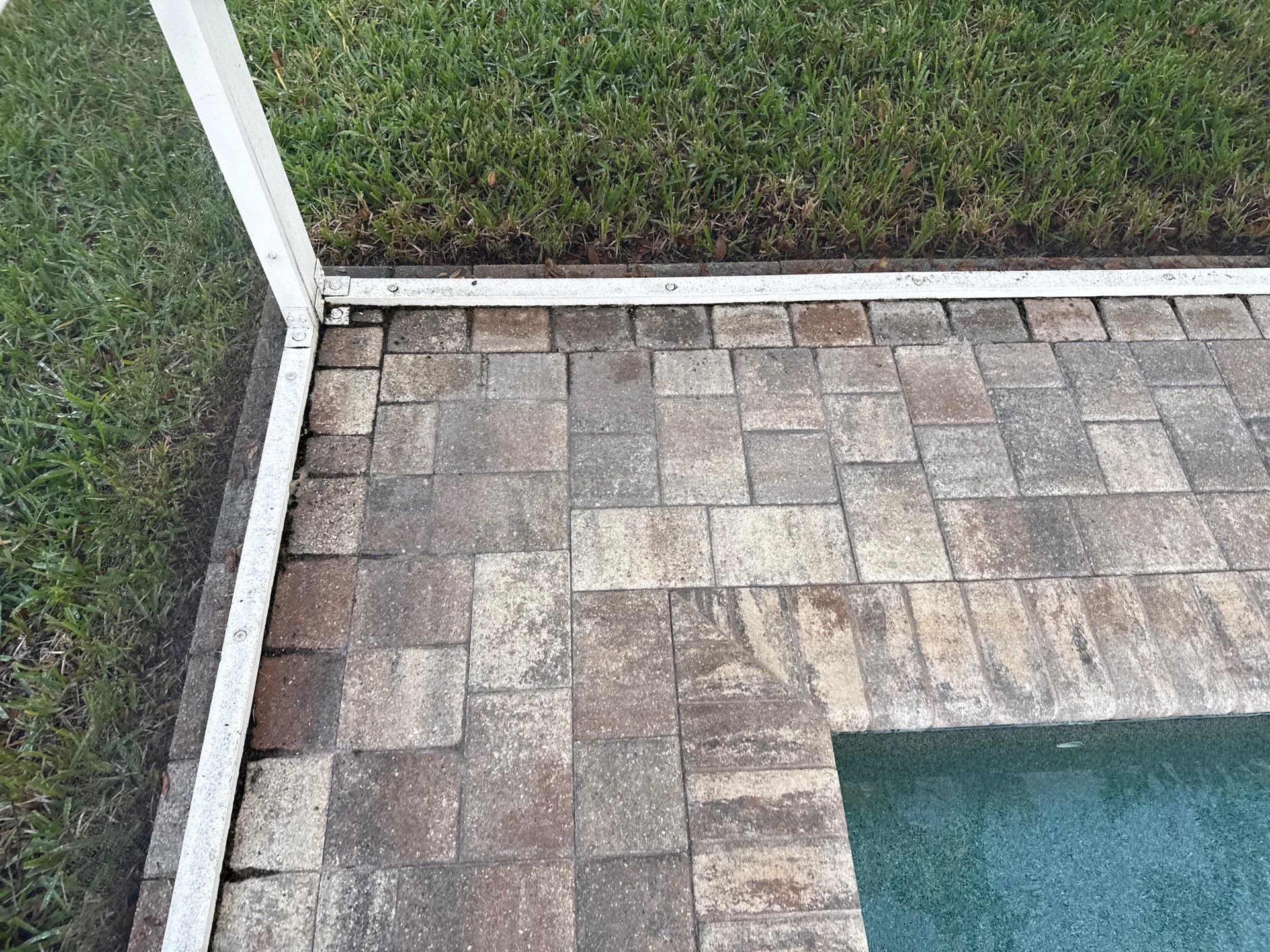 Paver Pool Deck Cleaning & Pool Cage Cleaning in River Point of Manatee – Bradenton, FL by Sunshine AquaWash