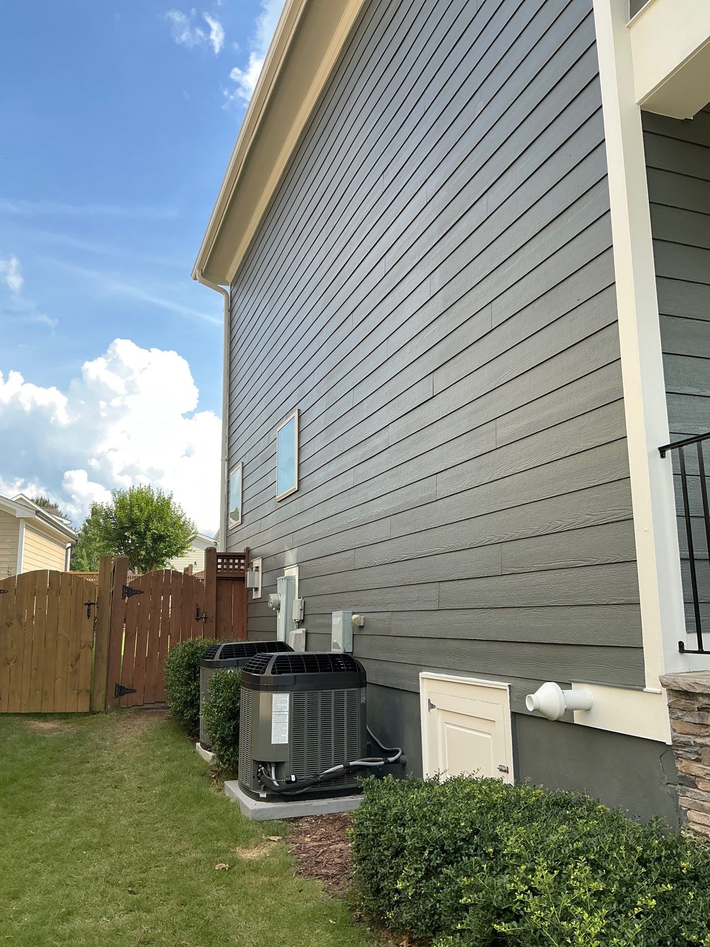 Siding replacement and exterior painting by GonzalezPainters & Contractors Inc