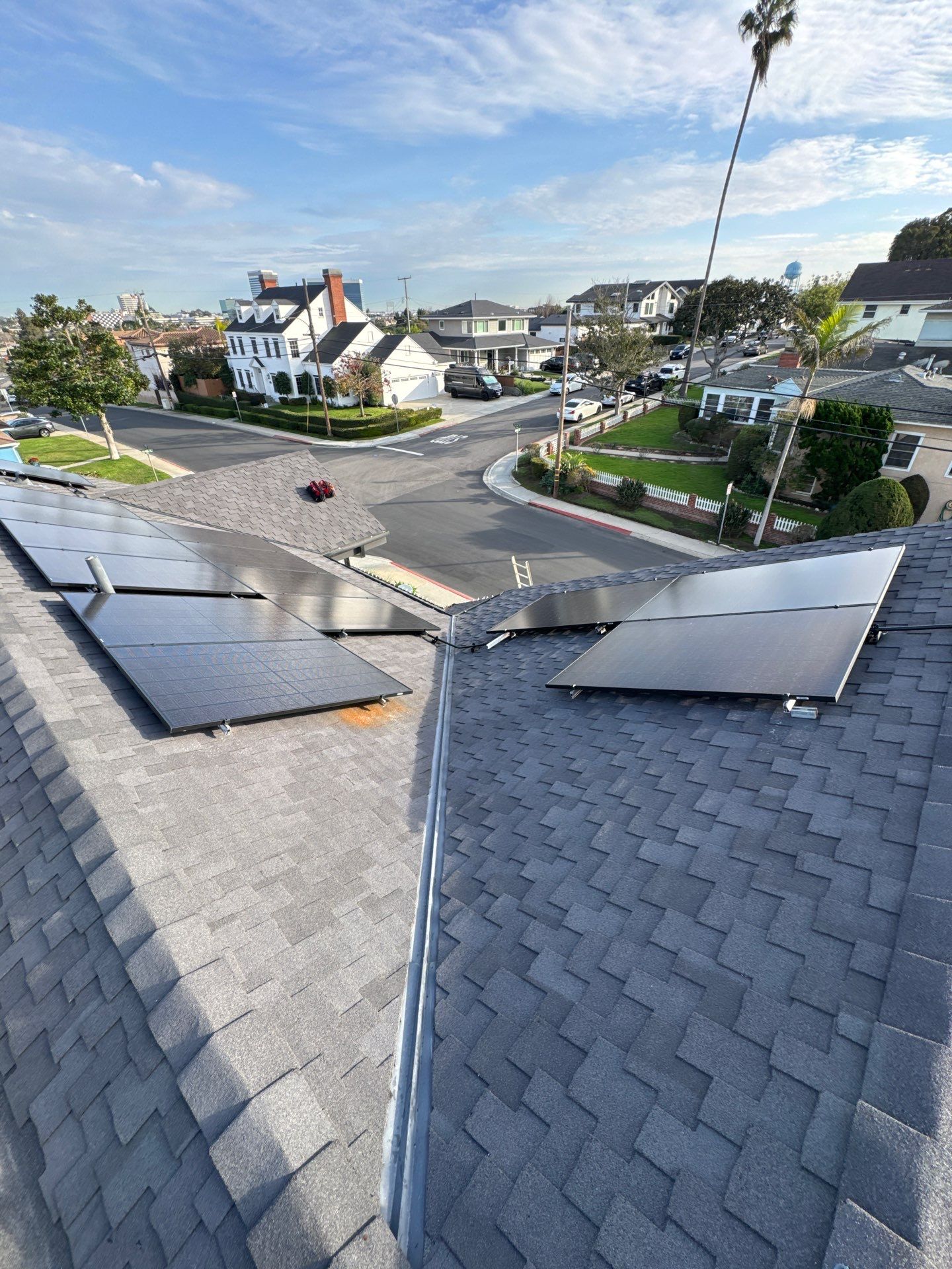 20-Panel Solar System and Tesla Powerwall 3 Installation in El Segundo by AWS Solar