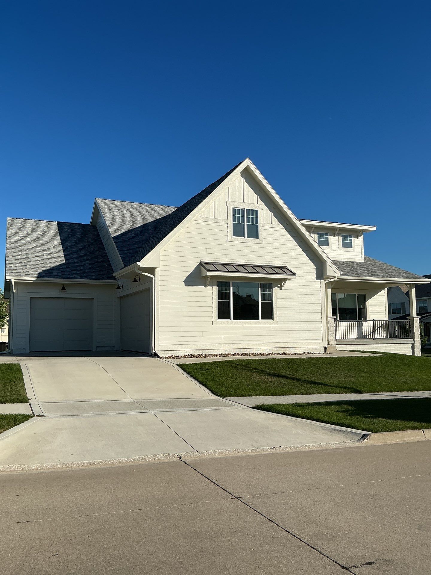 res ext repaint by Midwest Paint LLC