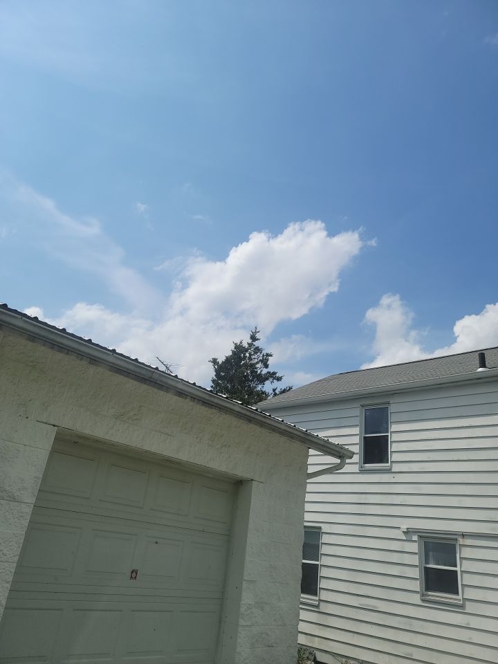 ATLAS PINNACLE COLOR: SCOTCHGARD HEARTHSTONE DRIP EDGE: WHITE by Eagle Eye Roofing