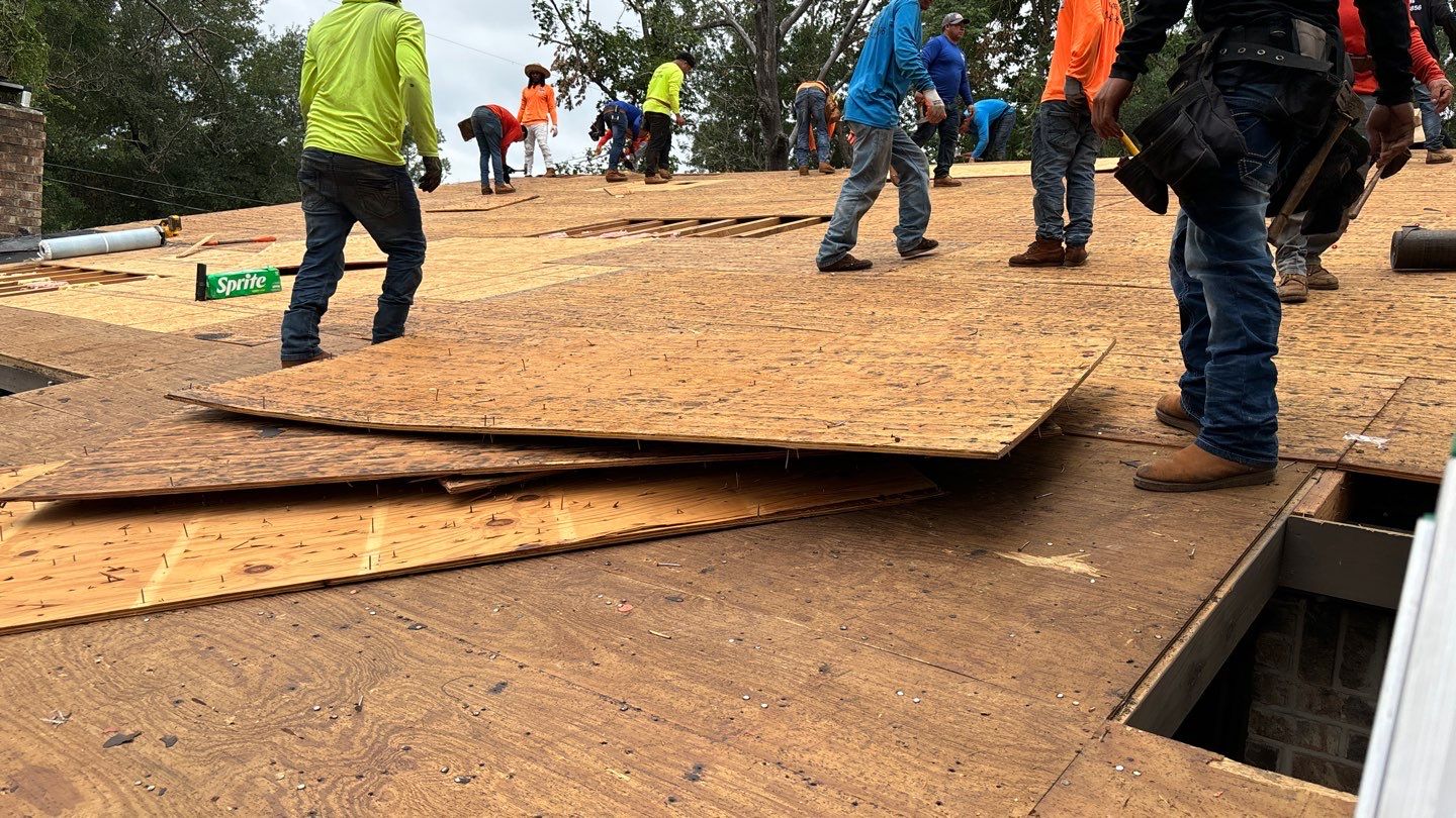 Residential Roofing Installation using Owen's Corning Duration (Lifetime) Shingles by Roof Repair Company