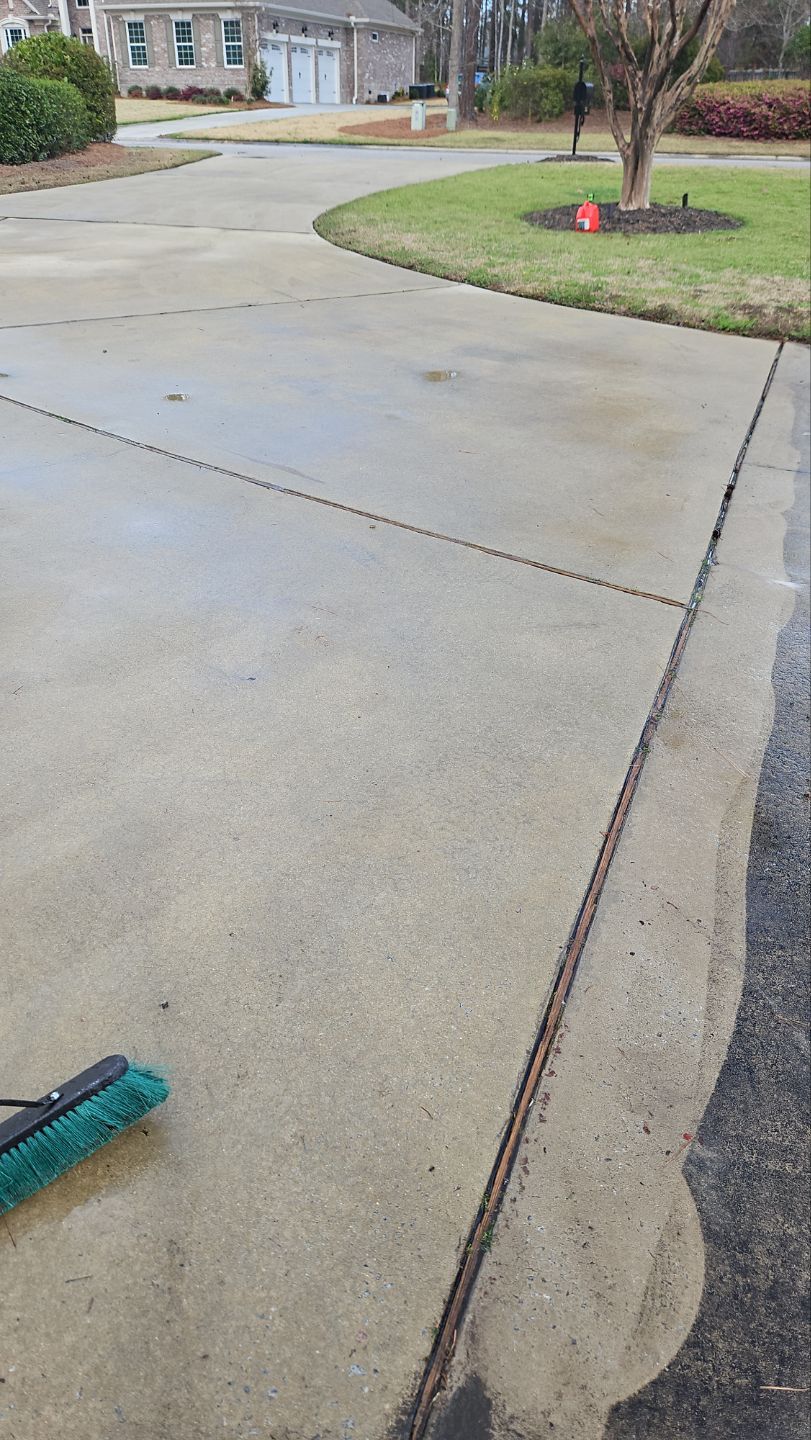Residential Roofing Installation using Owens Corning® Oakridge Onyx Black by Indigo State Roofing