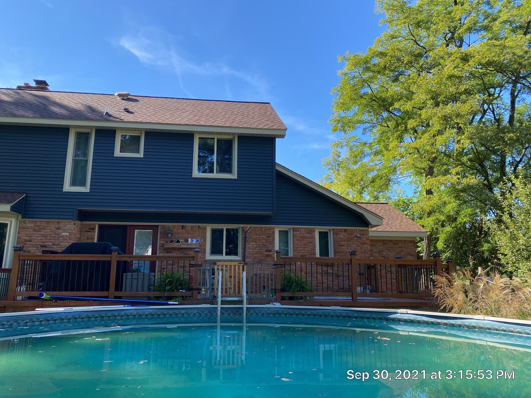 Siding Replacement using CertainTeed Restoration Classic D5 by 180 Contractors