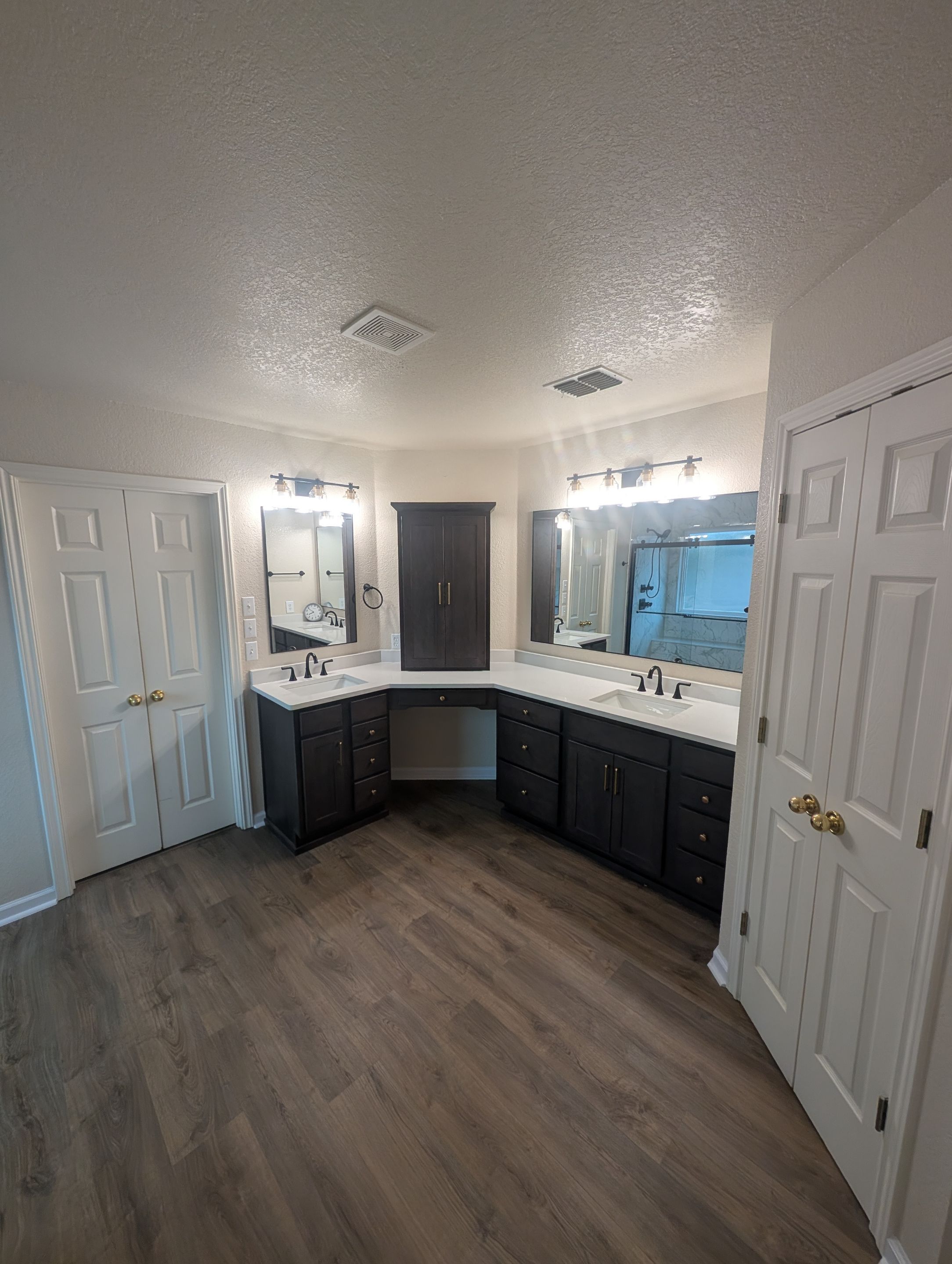 San Antonio Tub-to-Shower Conversion Before and After by Legacy Bath and Kitchen