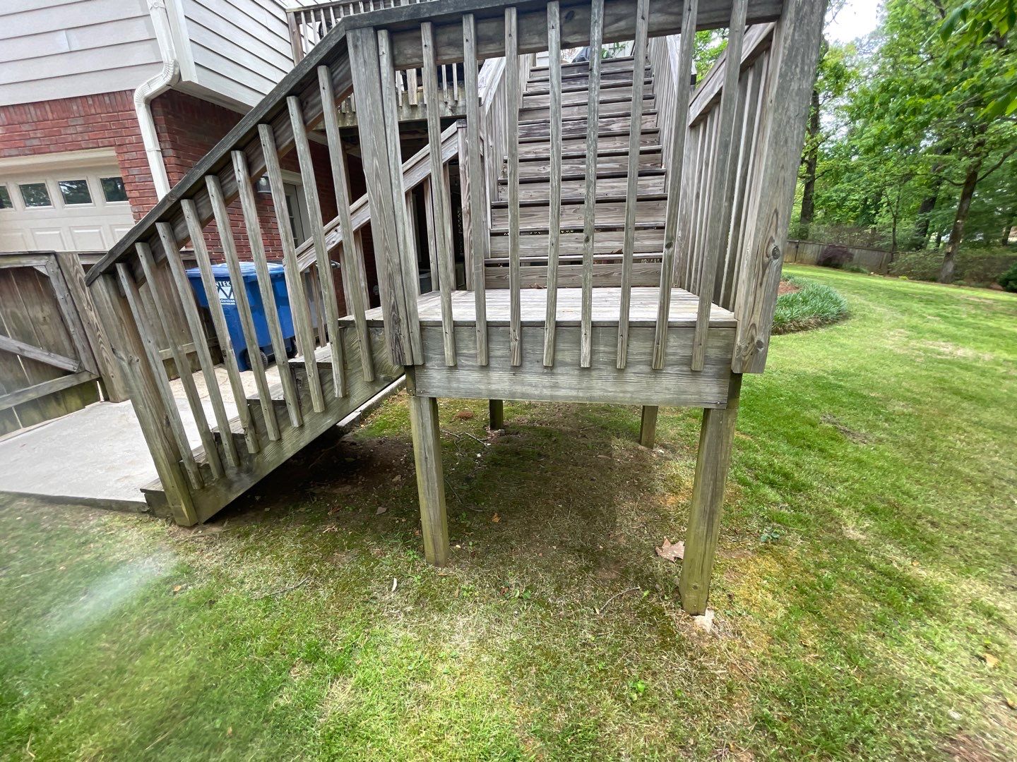 South Trace - Deck Installation  by Pillar and Pine