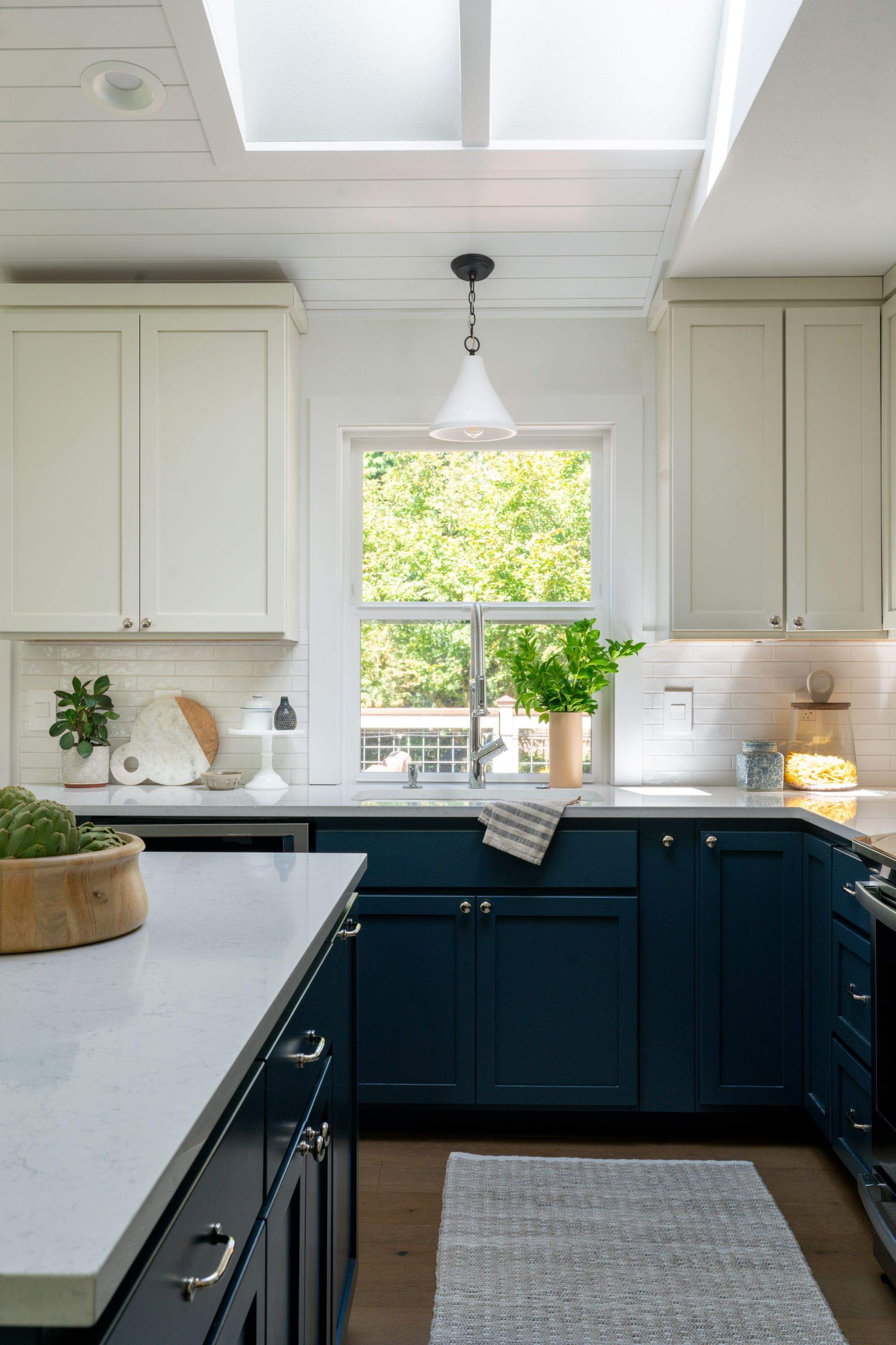 South Everett Remodel by LinMak Construction