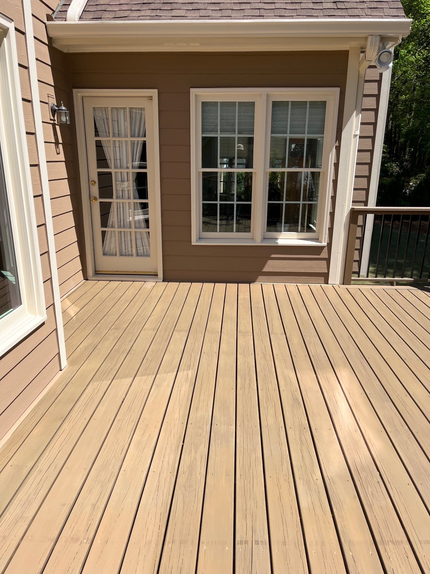 Alpharetta, GA Siding Replacement and Deck Stain by Nelson Exteriors