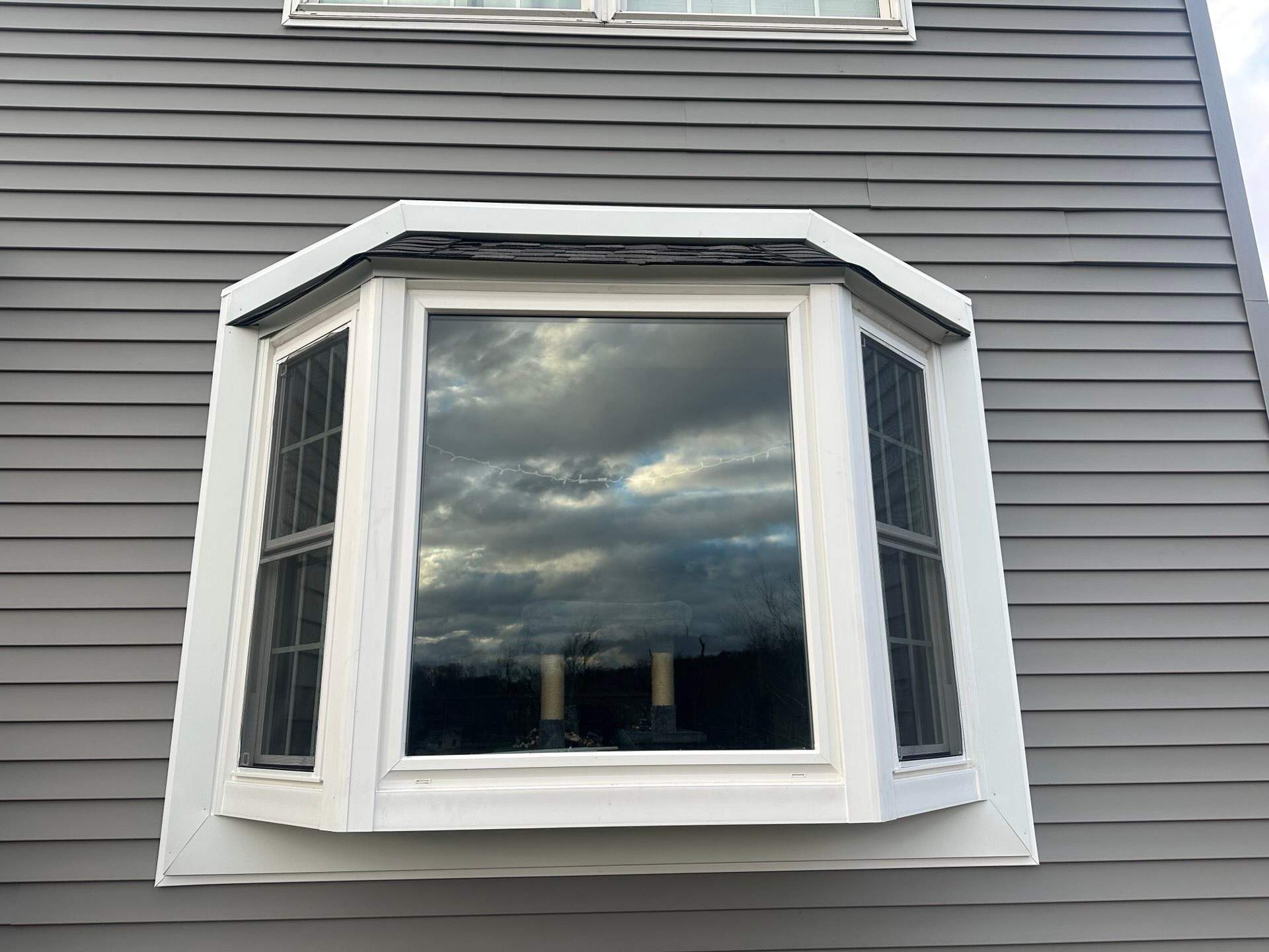 Exterior & Window Installation using CertainTeed Mainstreet & ViWinTech Windows by Koontz Construction