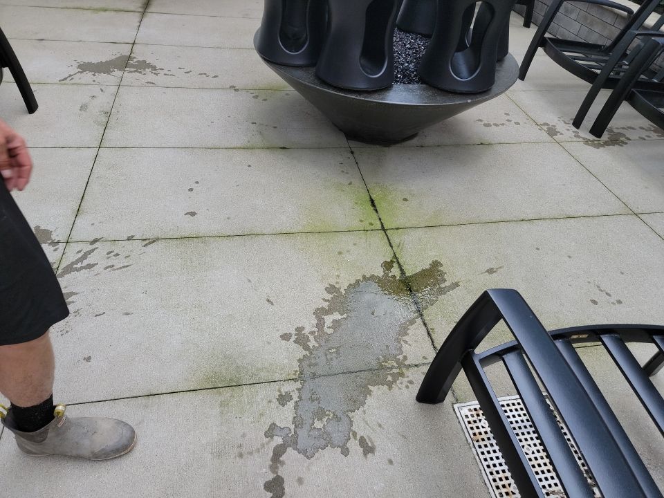 Chicago, IL Annual rooftop and sidewalk cleaning by Northern Power Washing LLC.