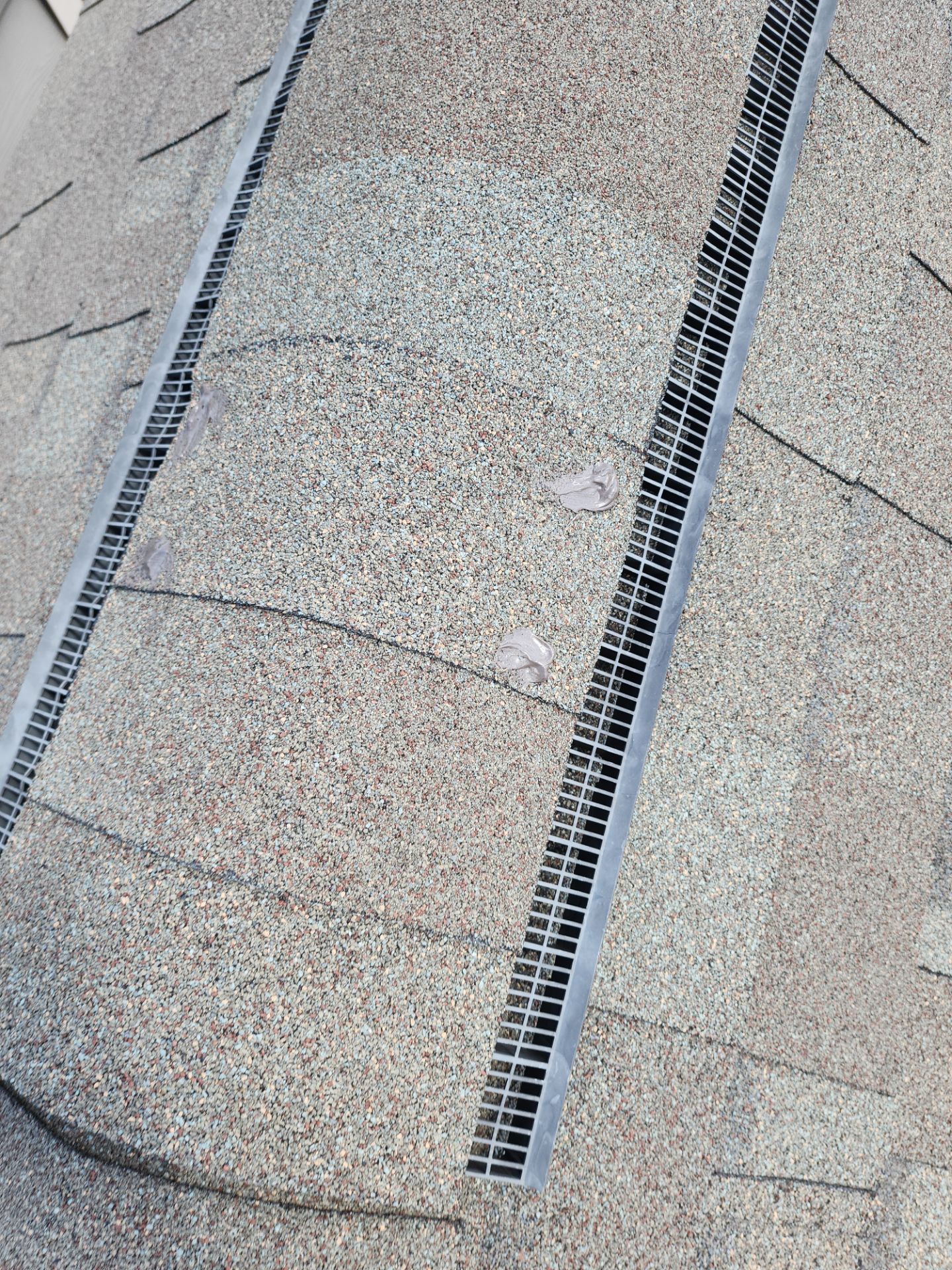 Hail Damage using Owen's Corning Duration (Lifetime) Shingles by Roof Repair Company