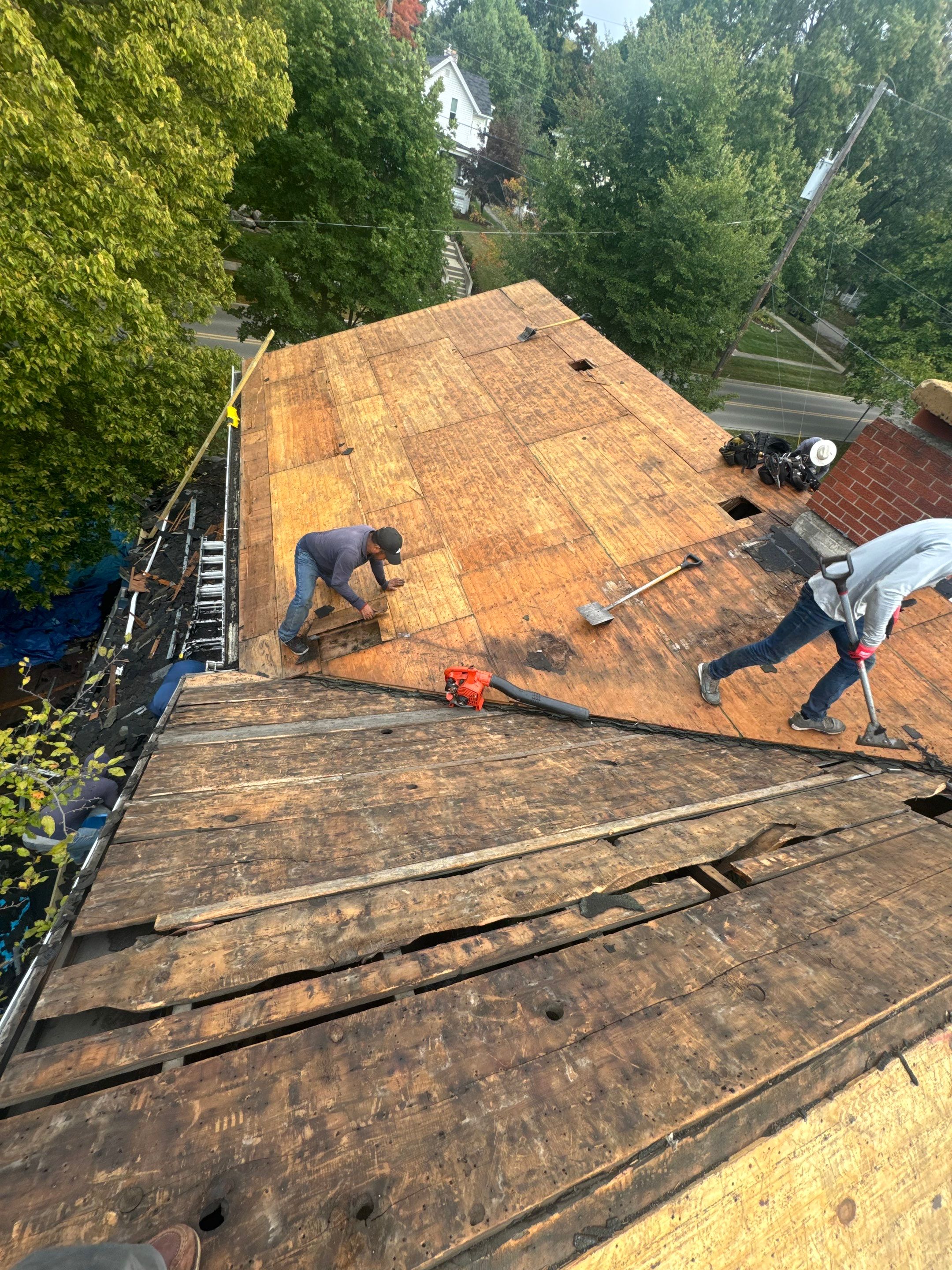 Roof Replacement using CertainTeed Northgate by 180 Contractors