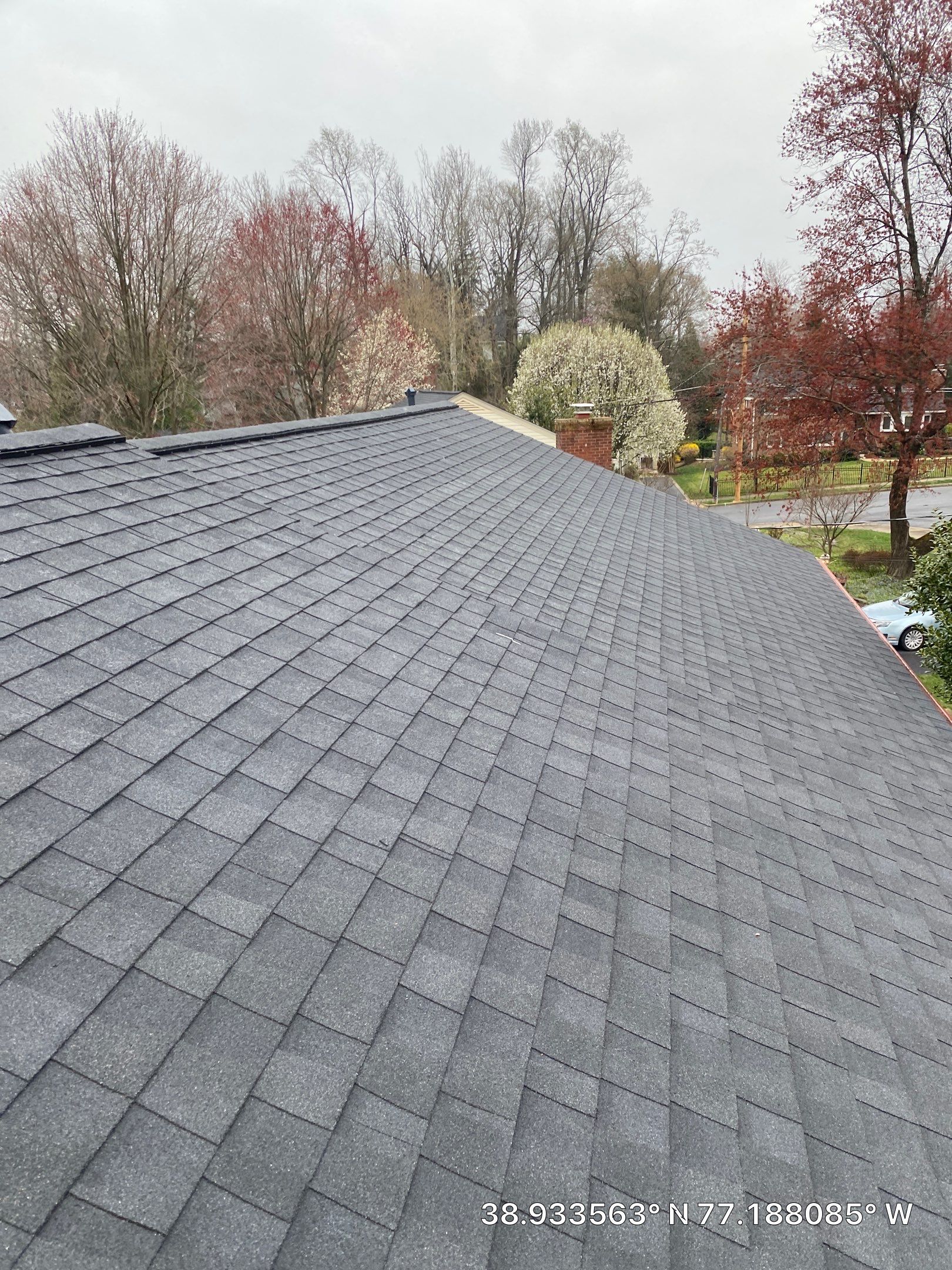McLean: CertainTeed Landmark Designer Shingles in Charcoal Black by RM Banning, Inc.