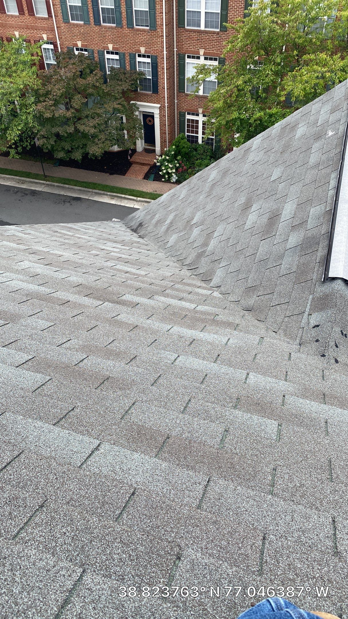 Alexandria: Residential Roof Replacement with CertainTeed Landmark in Georgetown Gray by RM Banning, Inc.
