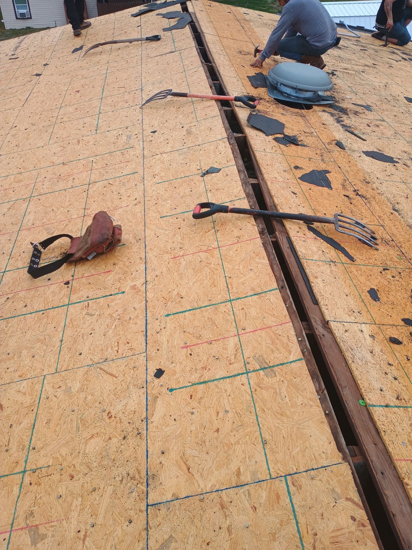 Residential Roof Replacement and Solar Detach and Reset in Ardmore by BANA Roofing and Solar Supply